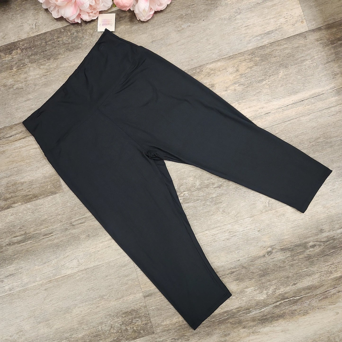 Capri Leggings - Black