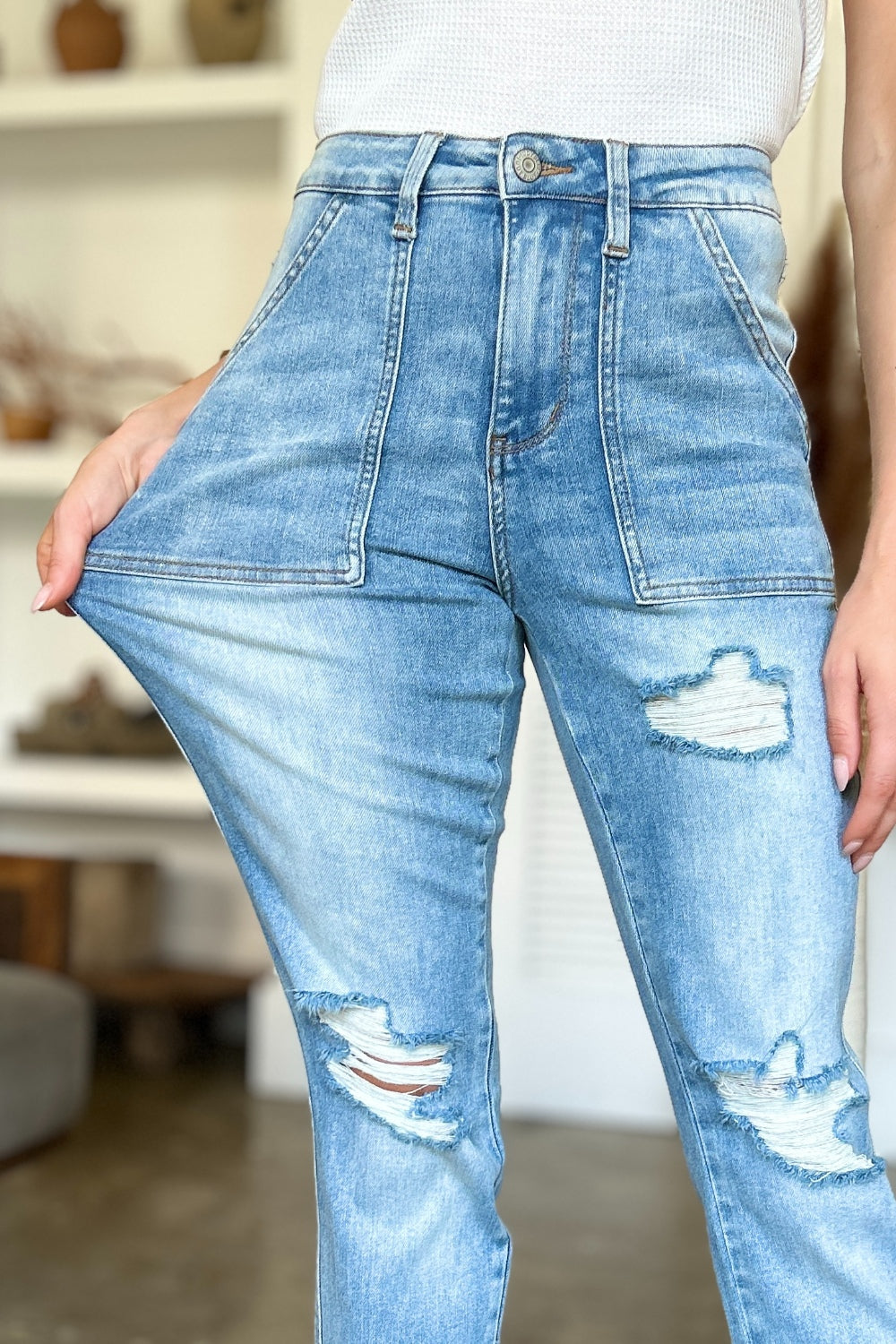Judy Blue, Distressed Straight Jeans. Inseam 29" - Scarlett's Riverside Boutique