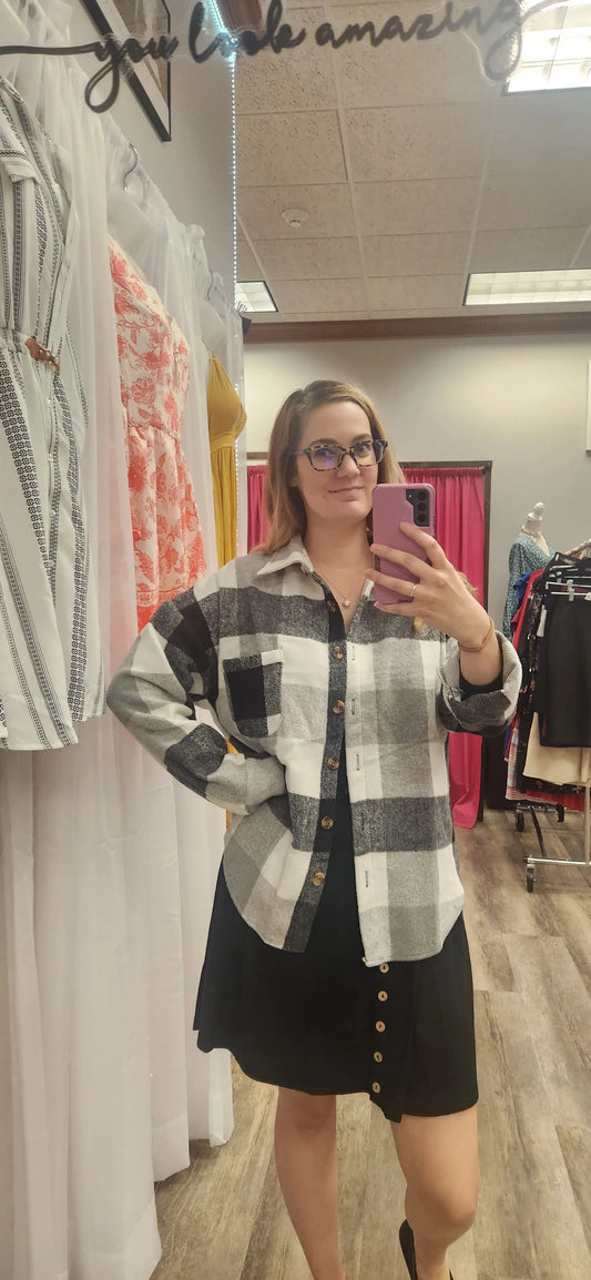 Brantley Shacket Black and White - Scarlett's Riverside Boutique