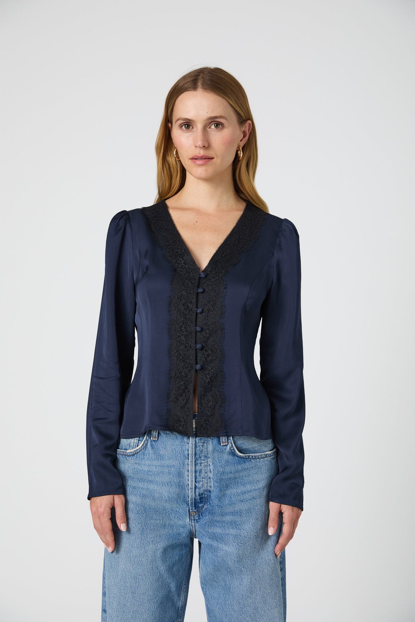 French connection, Ennis Satin Lace V-Neck Blouse. Size 6. #97