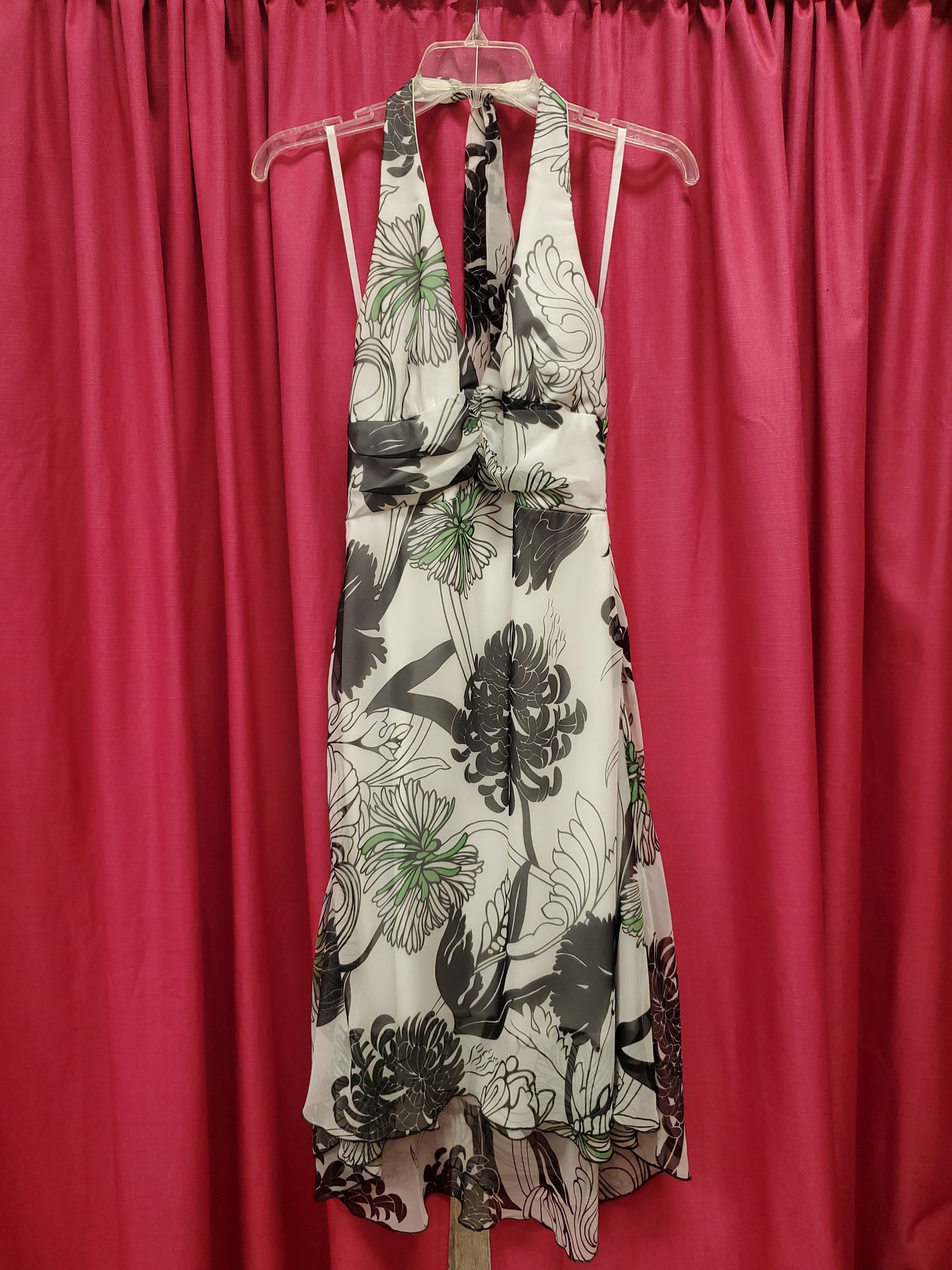 Black and White Floral Dress - Scarlett's Riverside Boutique