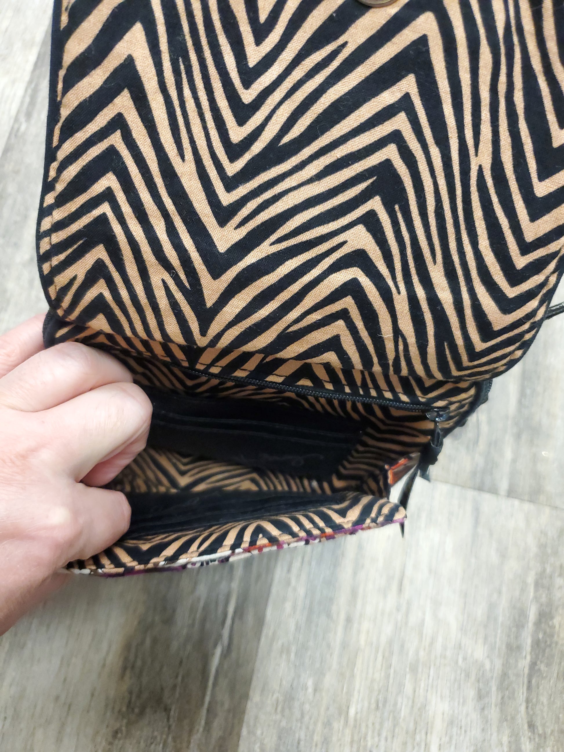 Vera Bradley Purse. RS 80 - Scarlett's Riverside Boutique