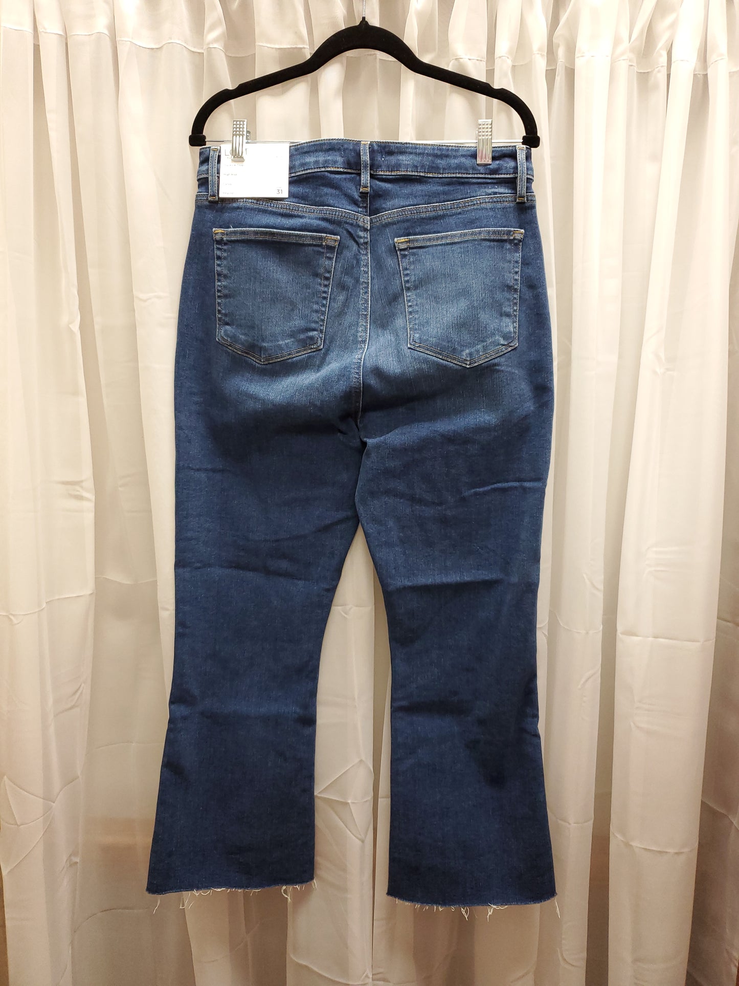 Loft. The Curvy Kick Crop Blue Jeans. Size 12. RS 29. - Scarlett's Riverside Boutique