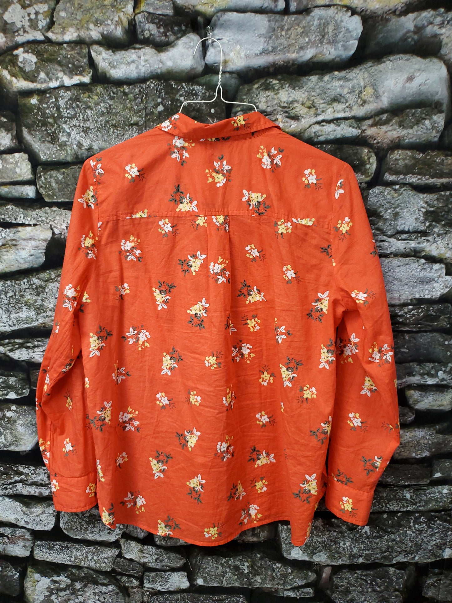 Loft. Red floral button down blouse. Size L. RS 29. - Scarlett's Riverside Boutique