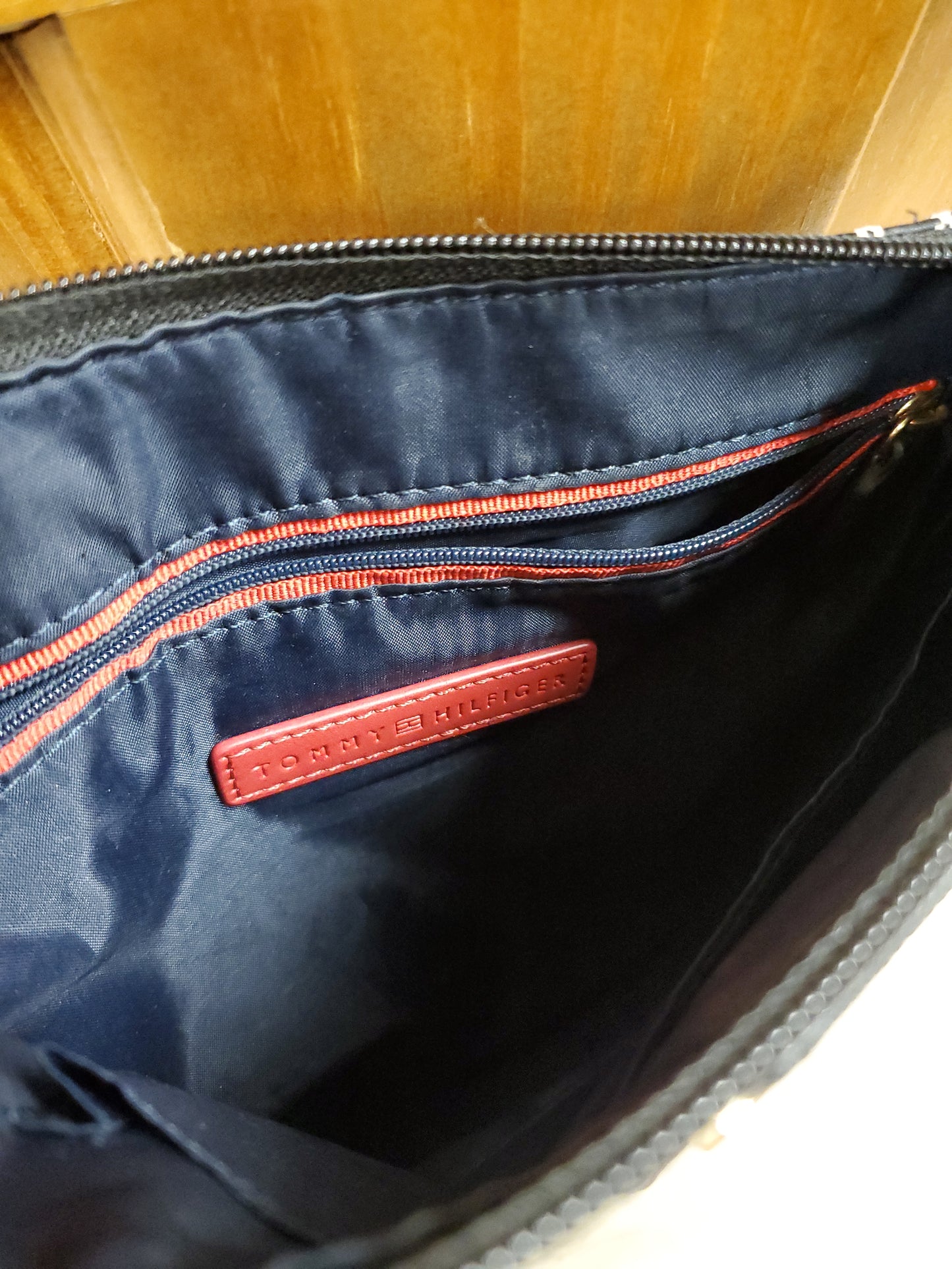 Tommy Hilfiger Purse. RS 29 - Scarlett's Riverside Boutique