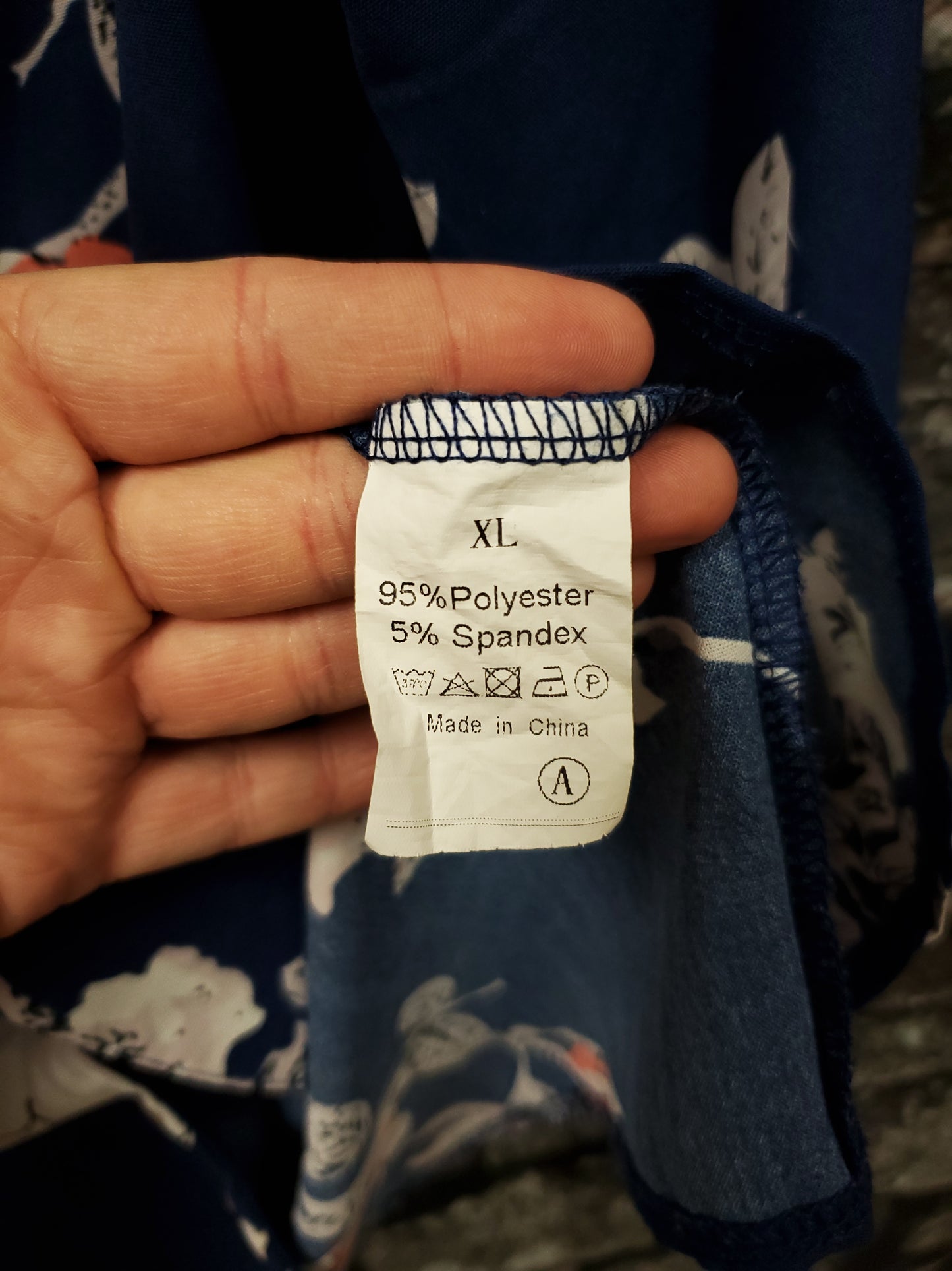 Navy Floral Blouse. Size XL. RS 24. - Scarlett's Riverside Boutique