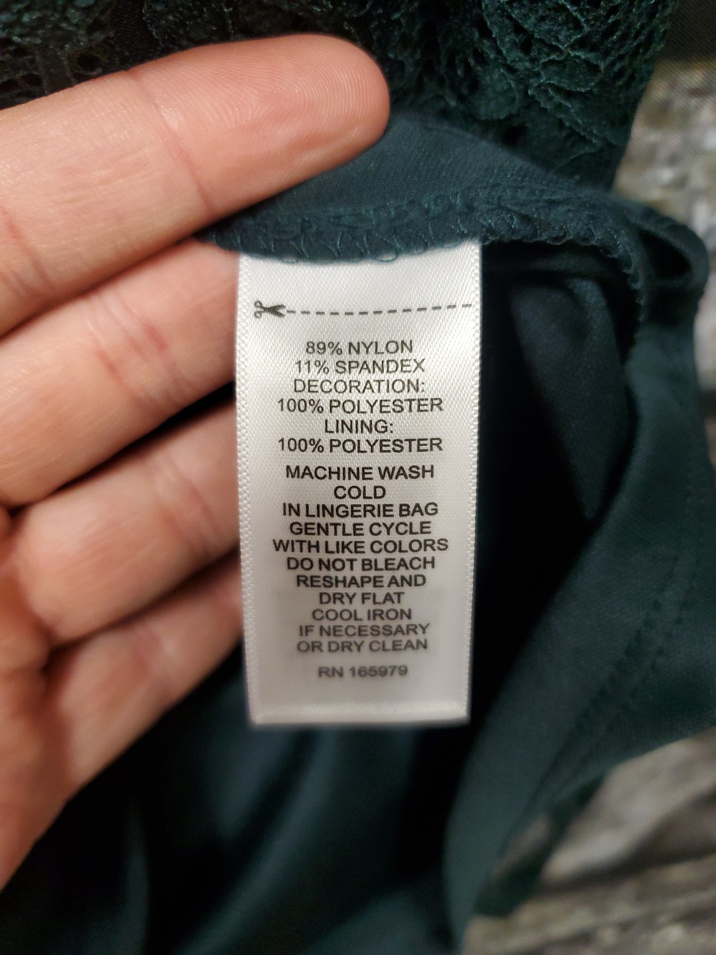 Cable & Gauge Forest Green Lace Blouse. Size M. RS 9 - Scarlett's Riverside Boutique