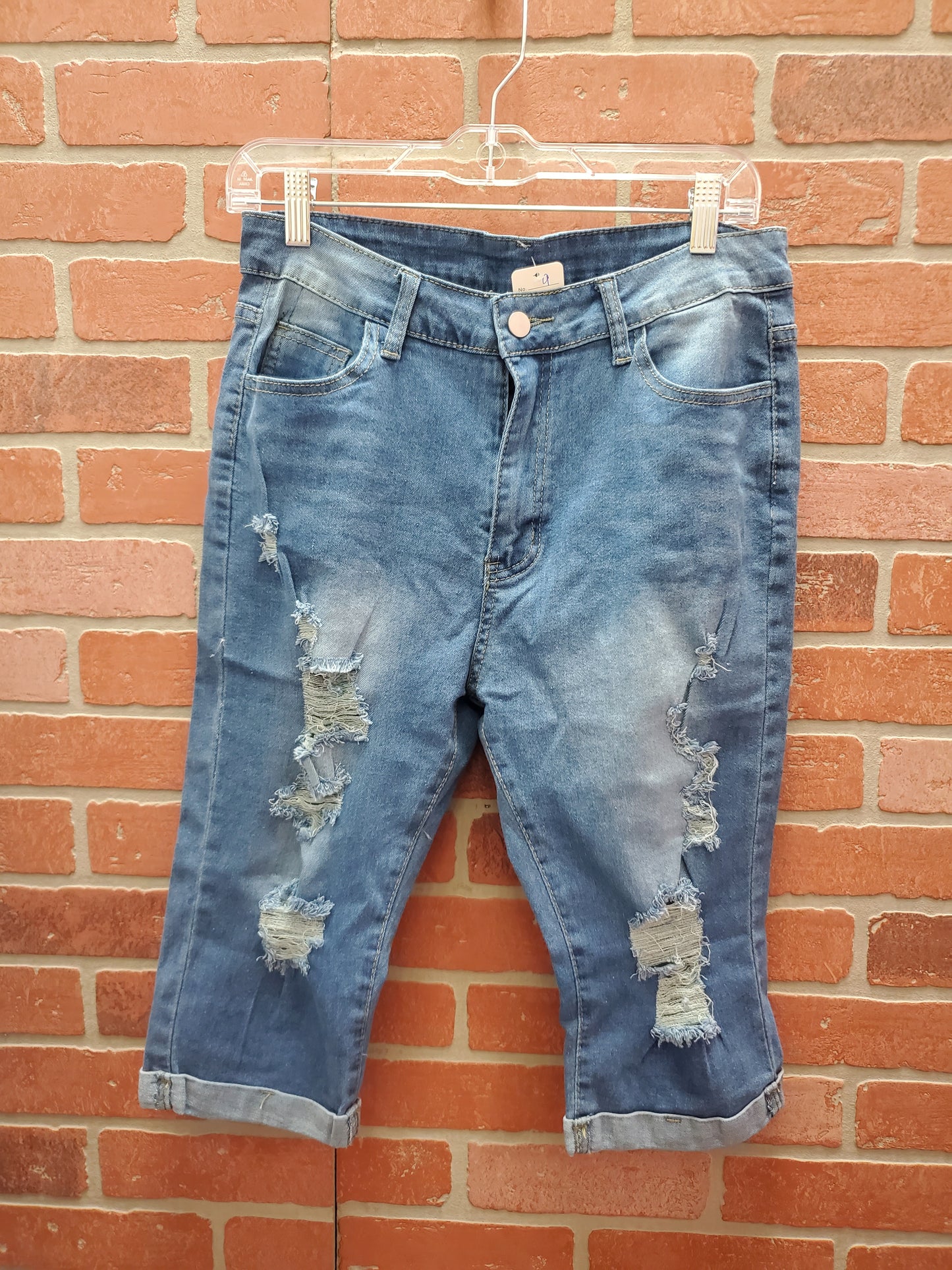 Blue Jean Knee Capri. Size 13. RS 9 - Scarlett's Riverside Boutique