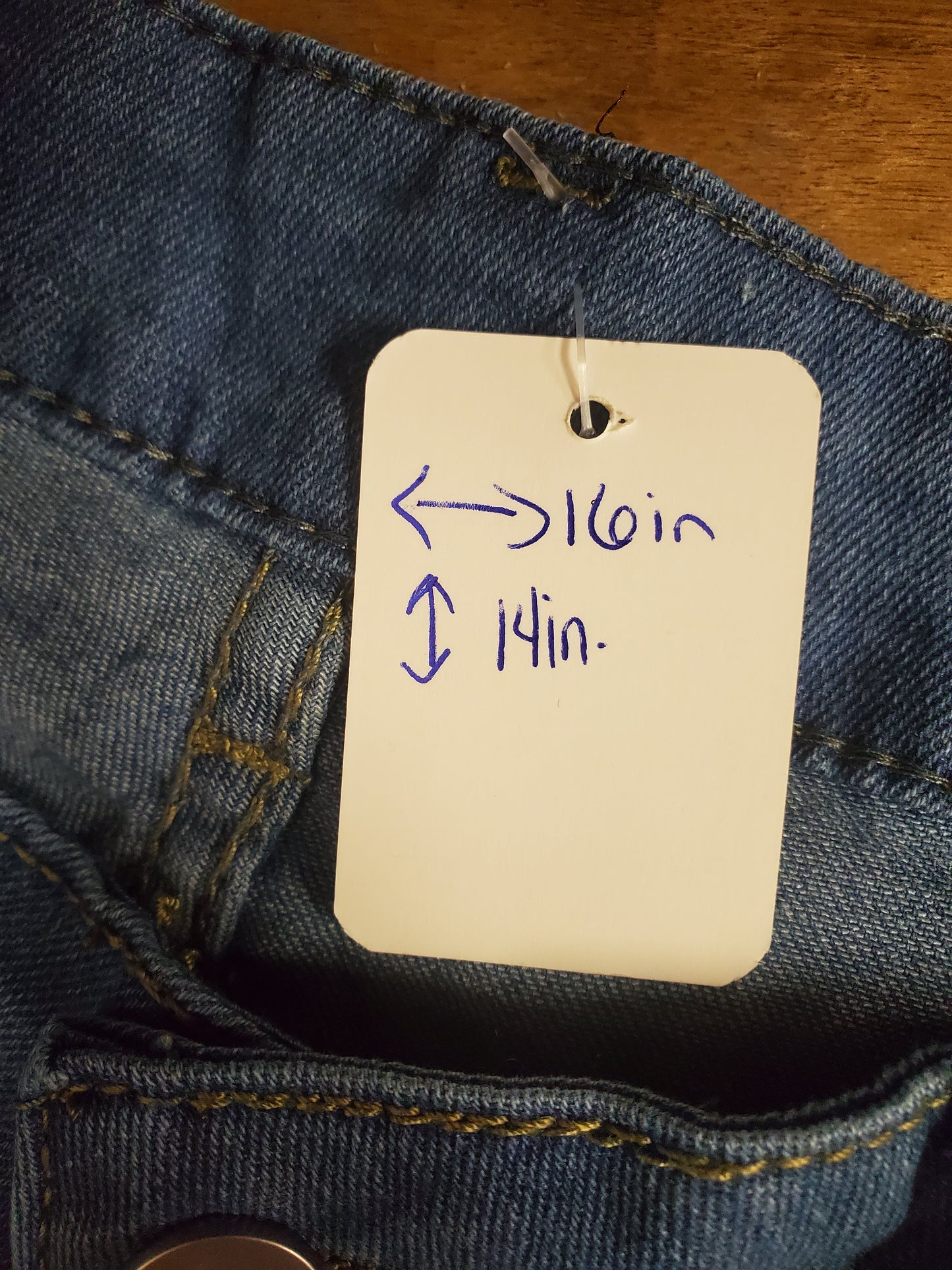 Blue Jean Knee Capri. Size 13. RS 9 - Scarlett's Riverside Boutique