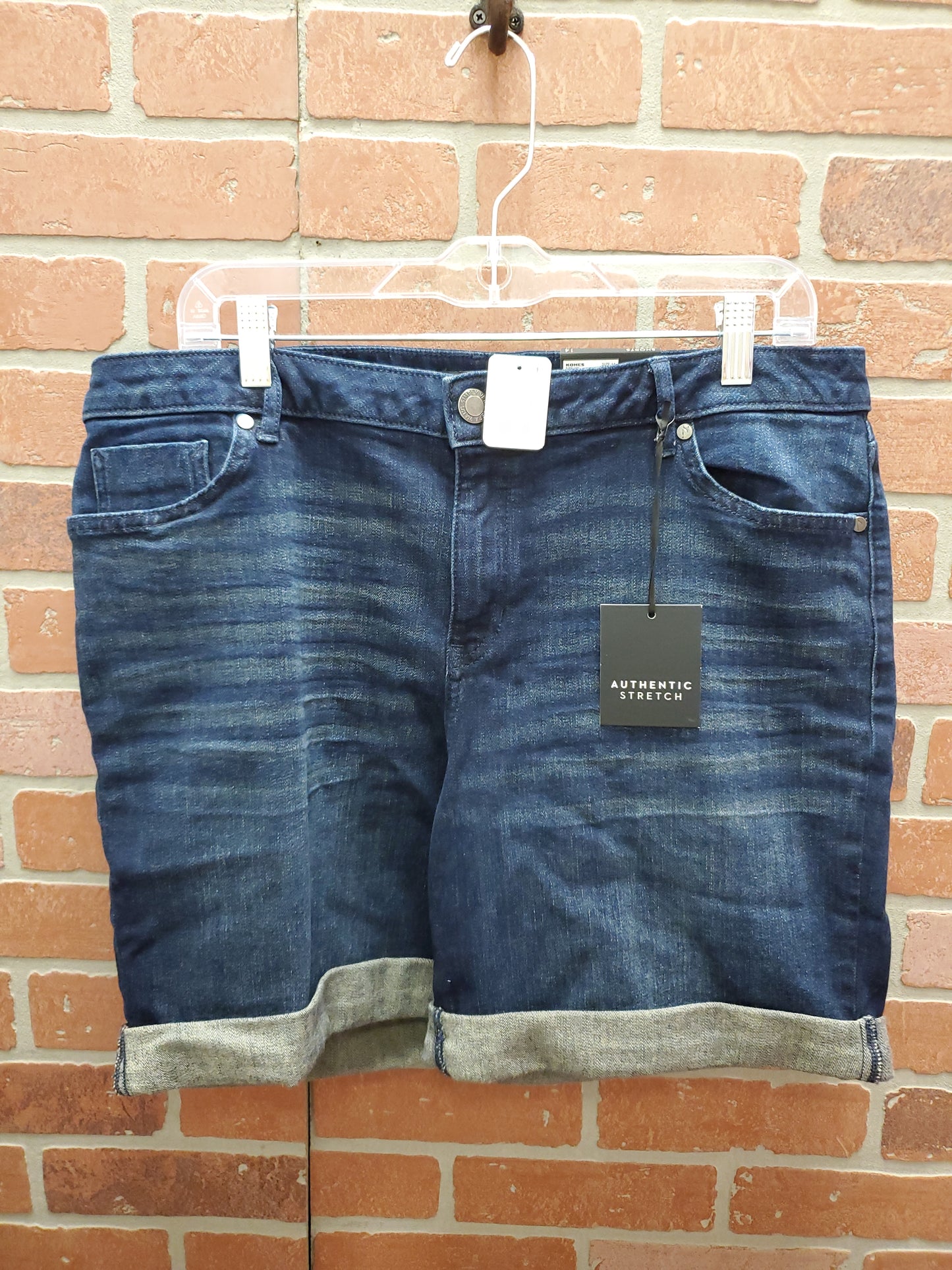 Simply Vera Jean Shorts. Size 14. RS 24. - Scarlett's Riverside Boutique