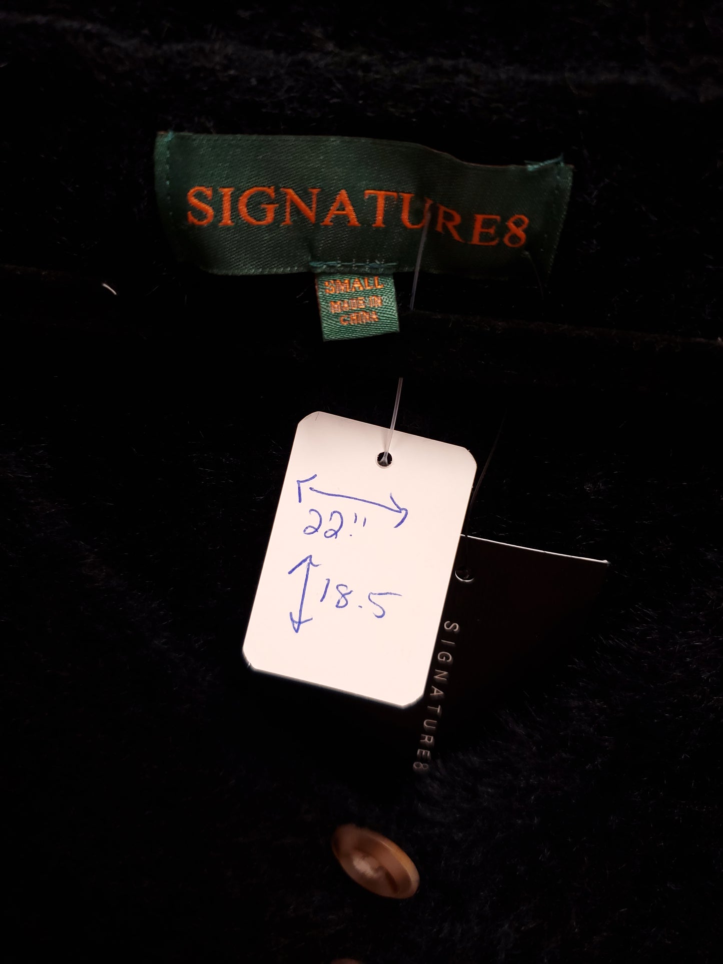 Signature8 Black Crop Sweater. Size S. RS 81 - Scarlett's Riverside Boutique
