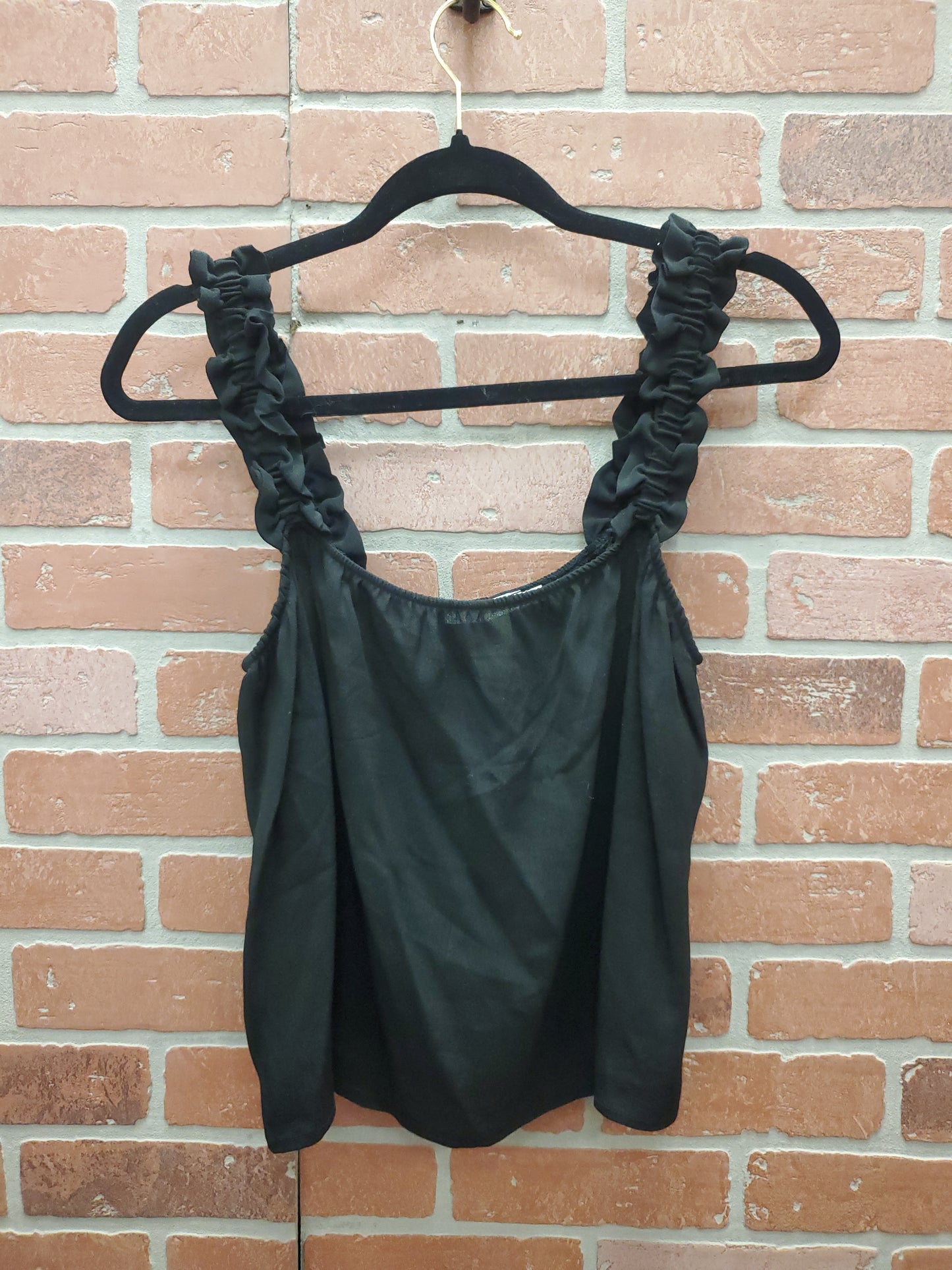 Lush Black Crop Top. Size S. RS 81 - Scarlett's Riverside Boutique