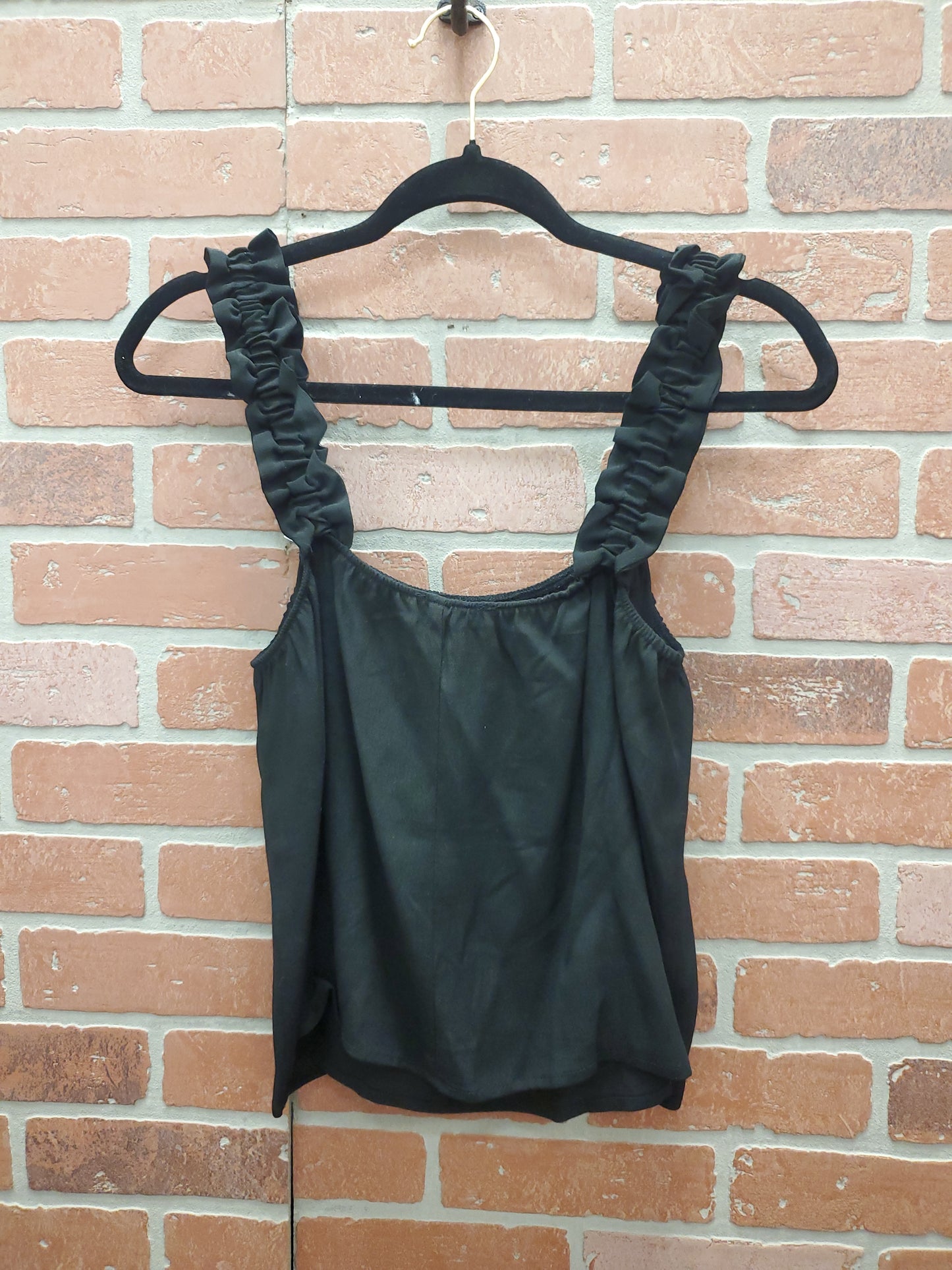 Lush Black Crop Top. Size S. RS 81 - Scarlett's Riverside Boutique
