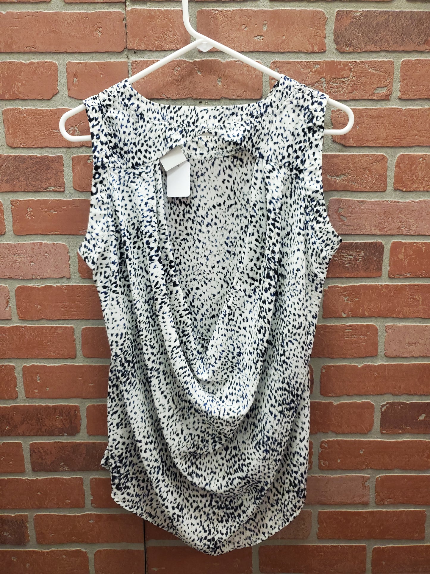 Olivaceous Animal Print Blouse. Size S. RS 81 - Scarlett's Riverside Boutique