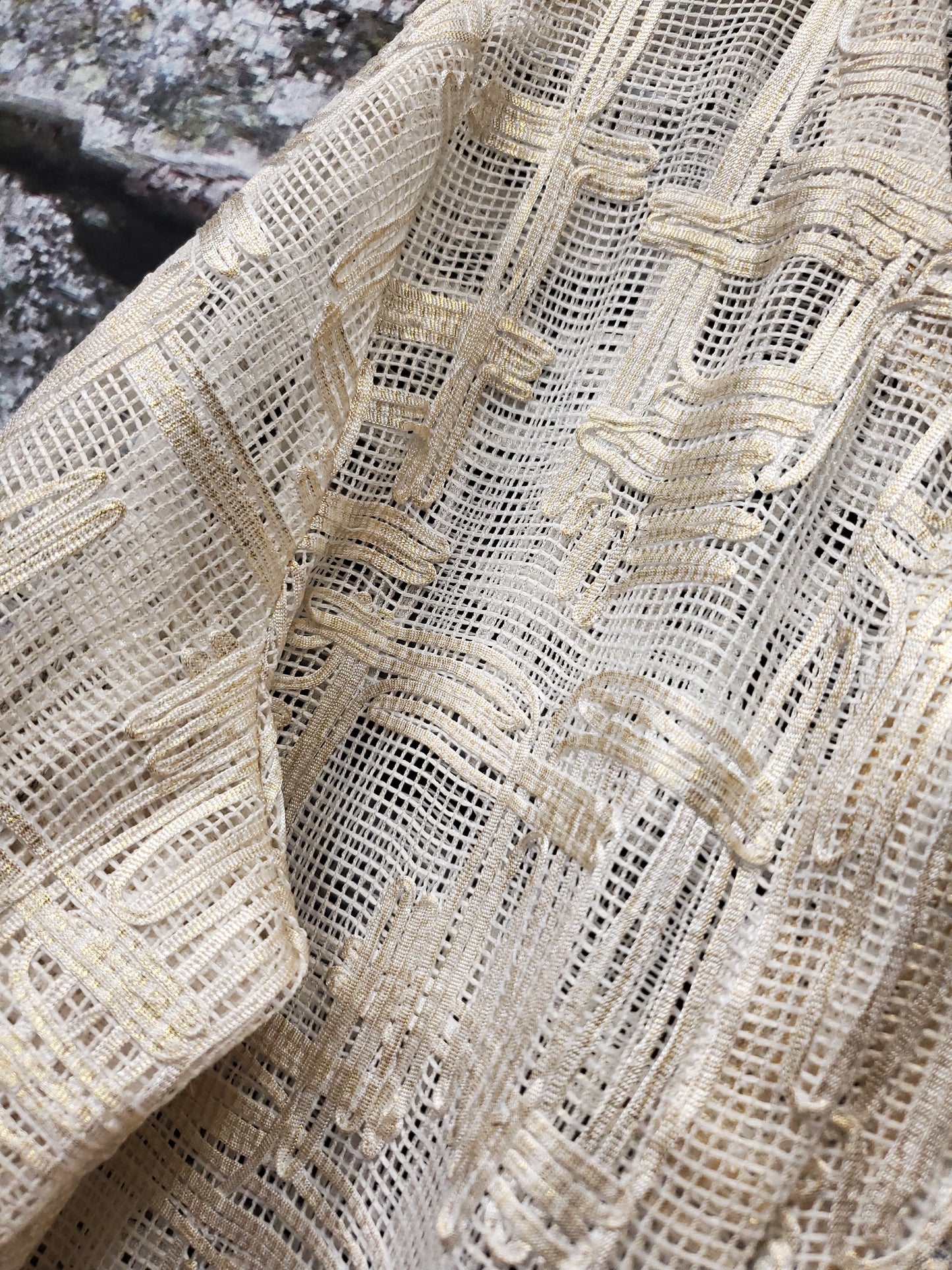 Travelers Collection Gold & Cream Mesh Jacket. Size 2. RS 83 - Scarlett's Riverside Boutique