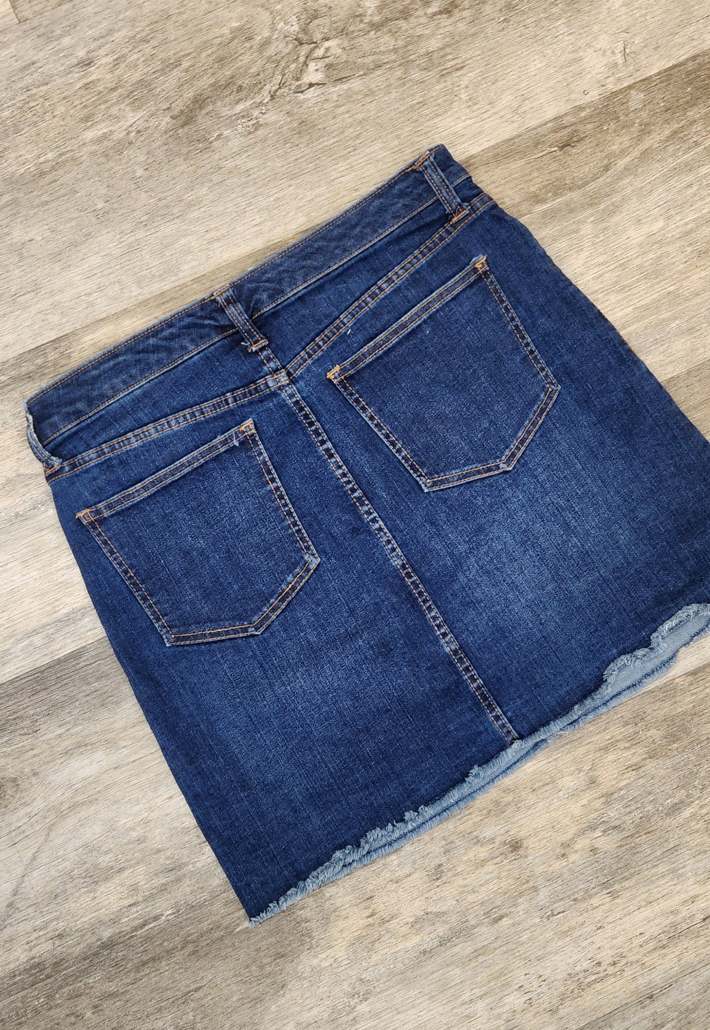 Universal Thread Jean Skirt RS 44 - Scarlett's Riverside Boutique