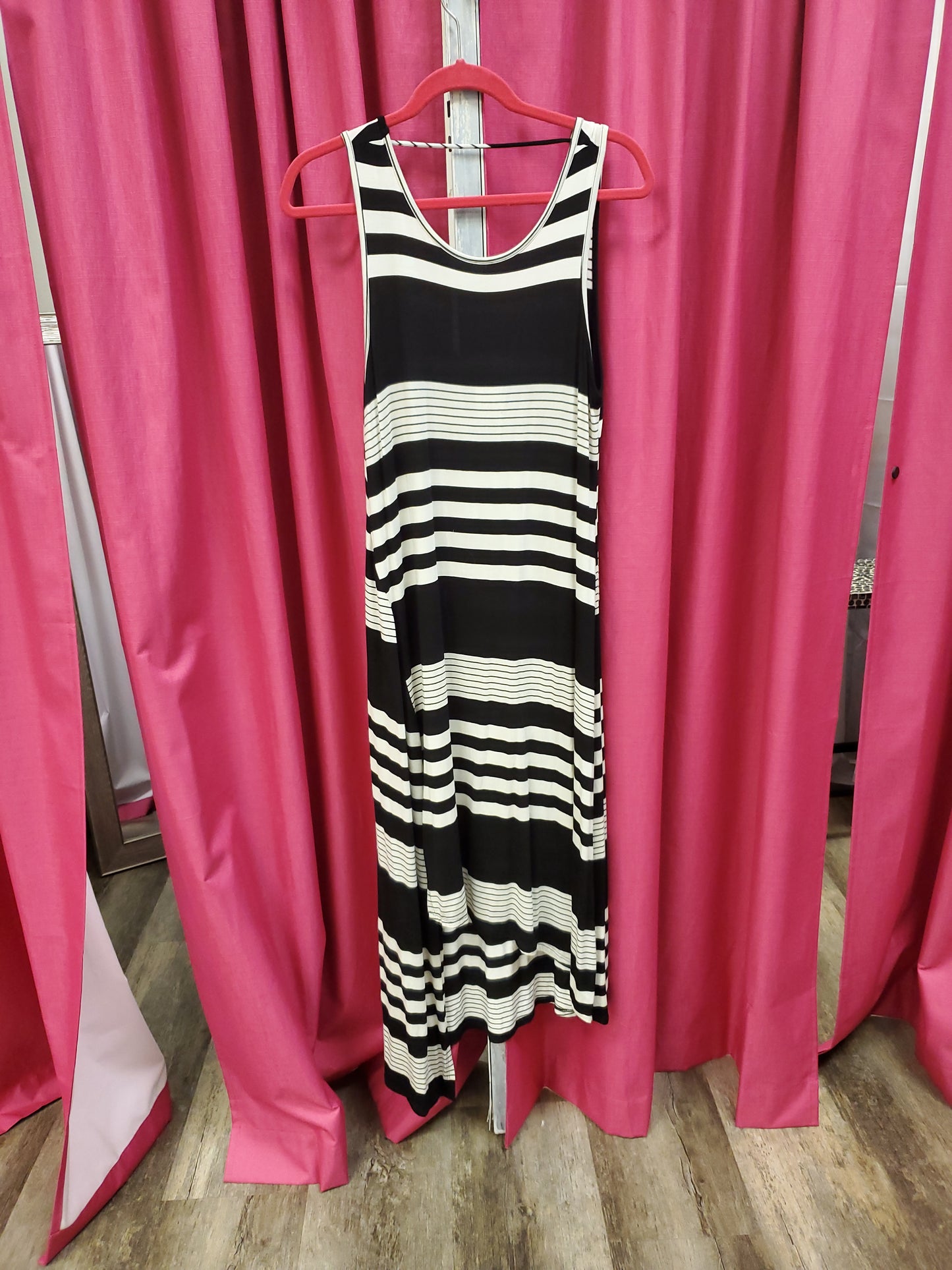 Annabelle Black and White Striped Dress. Size S. RS 89 - Scarlett's Riverside Boutique