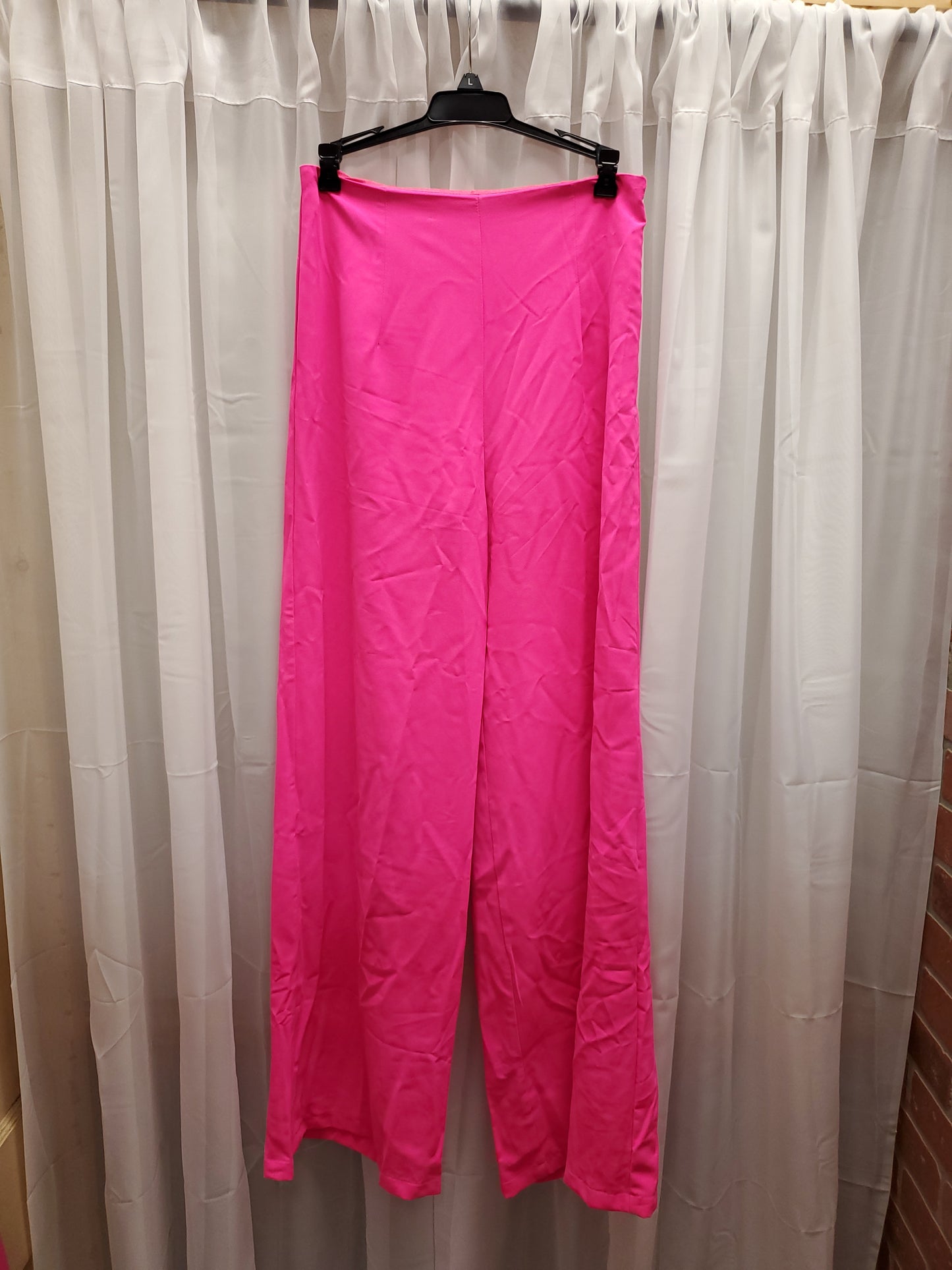 Do + Be Neon Pink Dress Pants. Size M. RS 81 - Scarlett's Riverside Boutique