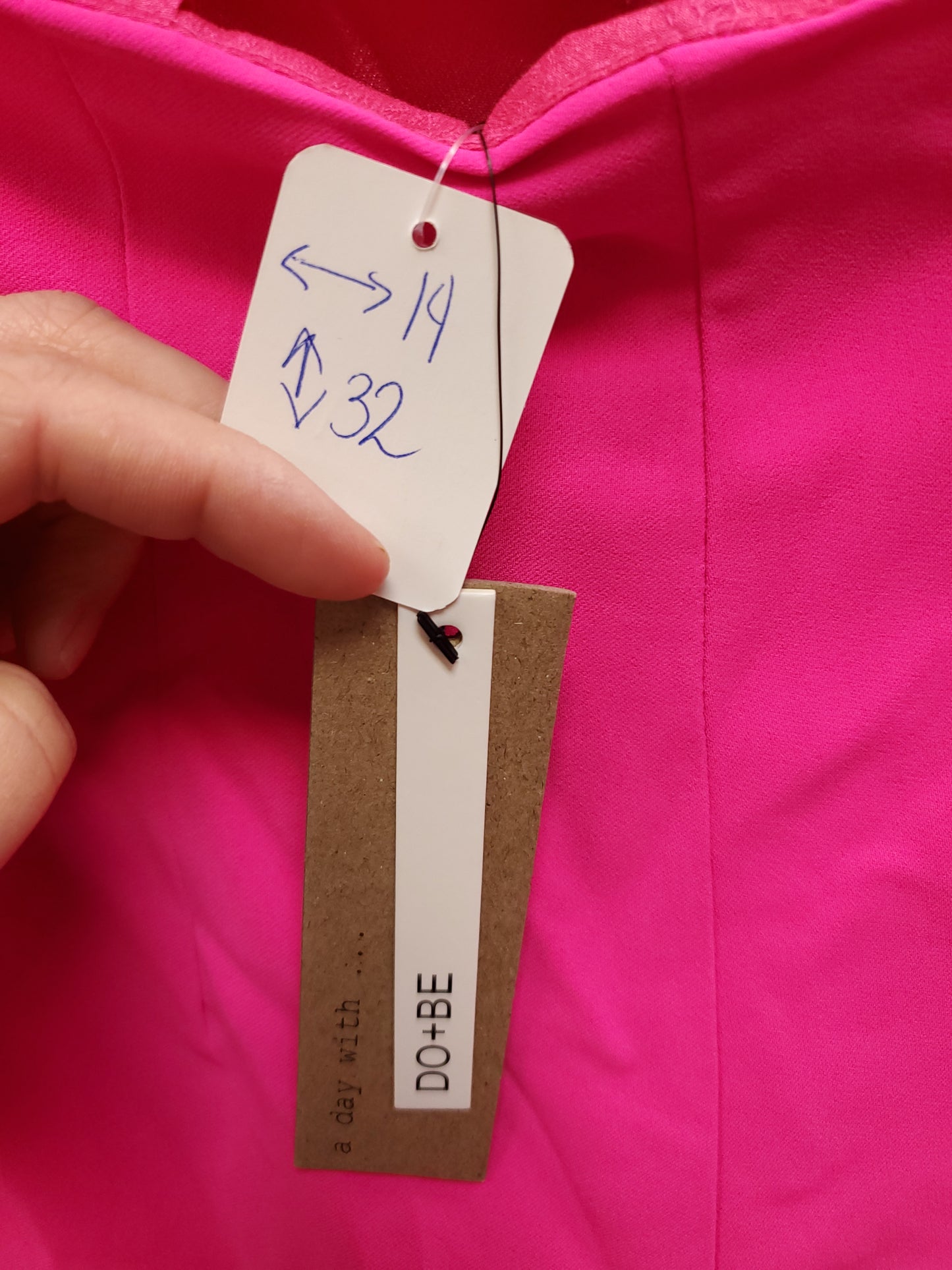 Do + Be Neon Pink Dress Pants. Size M. RS 81 - Scarlett's Riverside Boutique