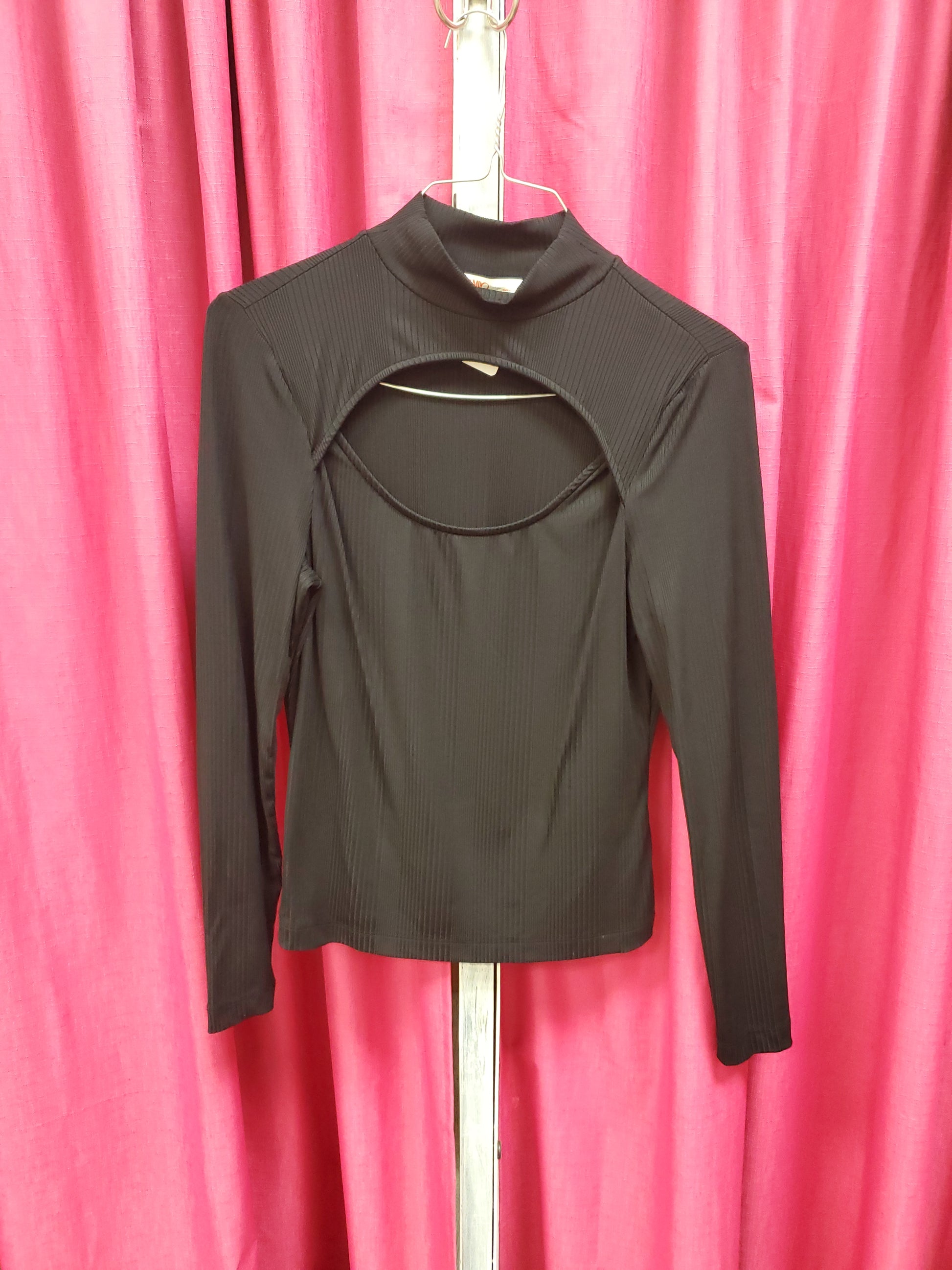 Intempo Black Long Sleeve Blouse. Size L. RS 37 - Scarlett's Riverside Boutique