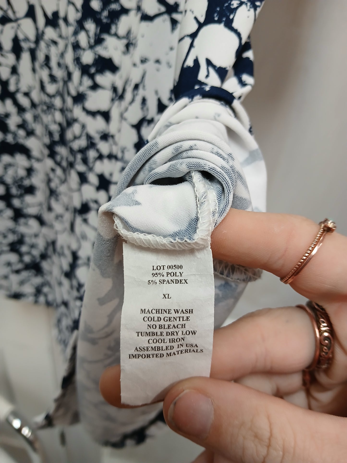 Flirty Pink Blouse Blue And White Size XL RS 88 - Scarlett's Riverside Boutique