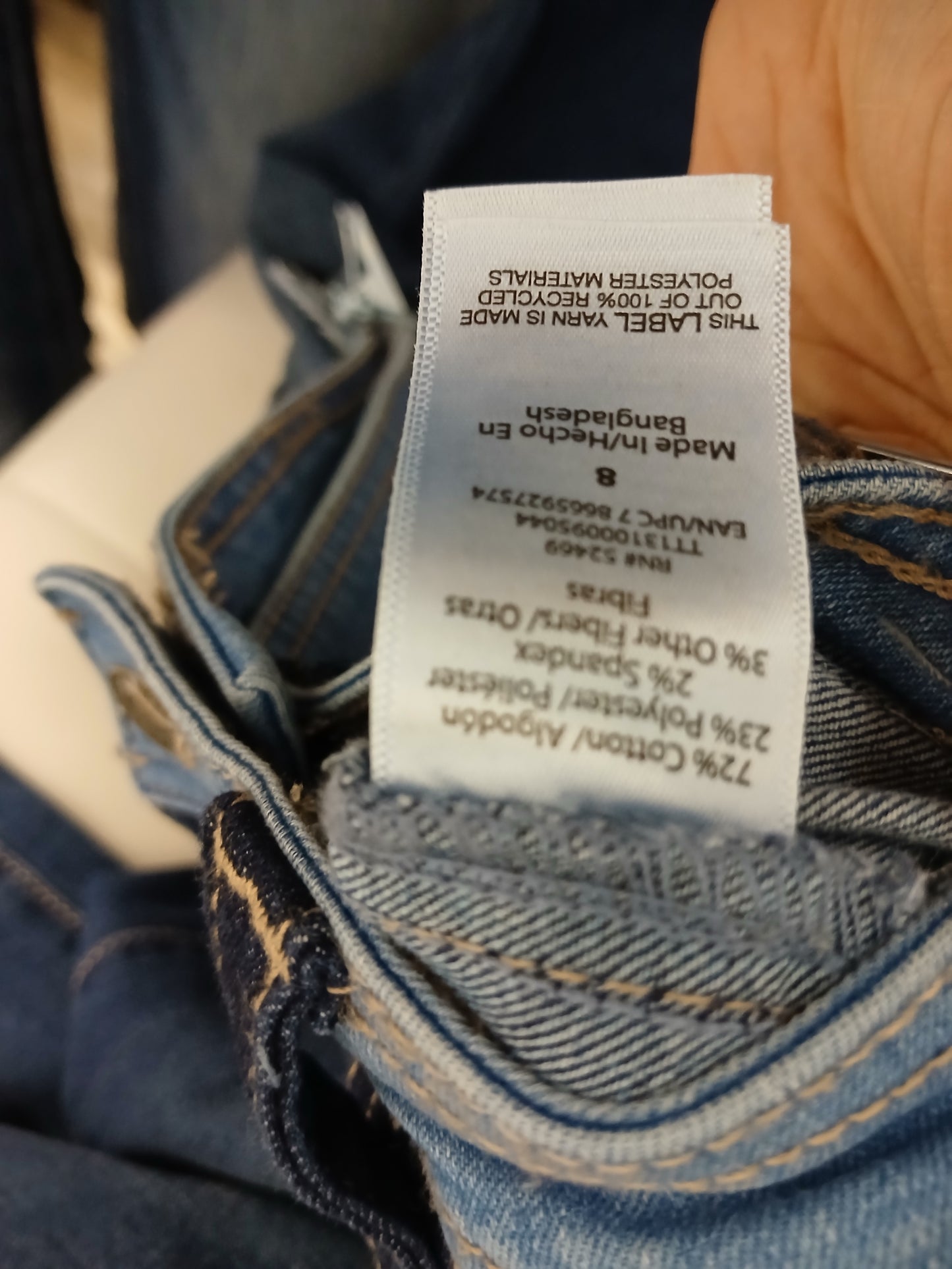Time And Tru Two Toned Blue Jeans Size 8 RS 63 - Scarlett's Riverside Boutique