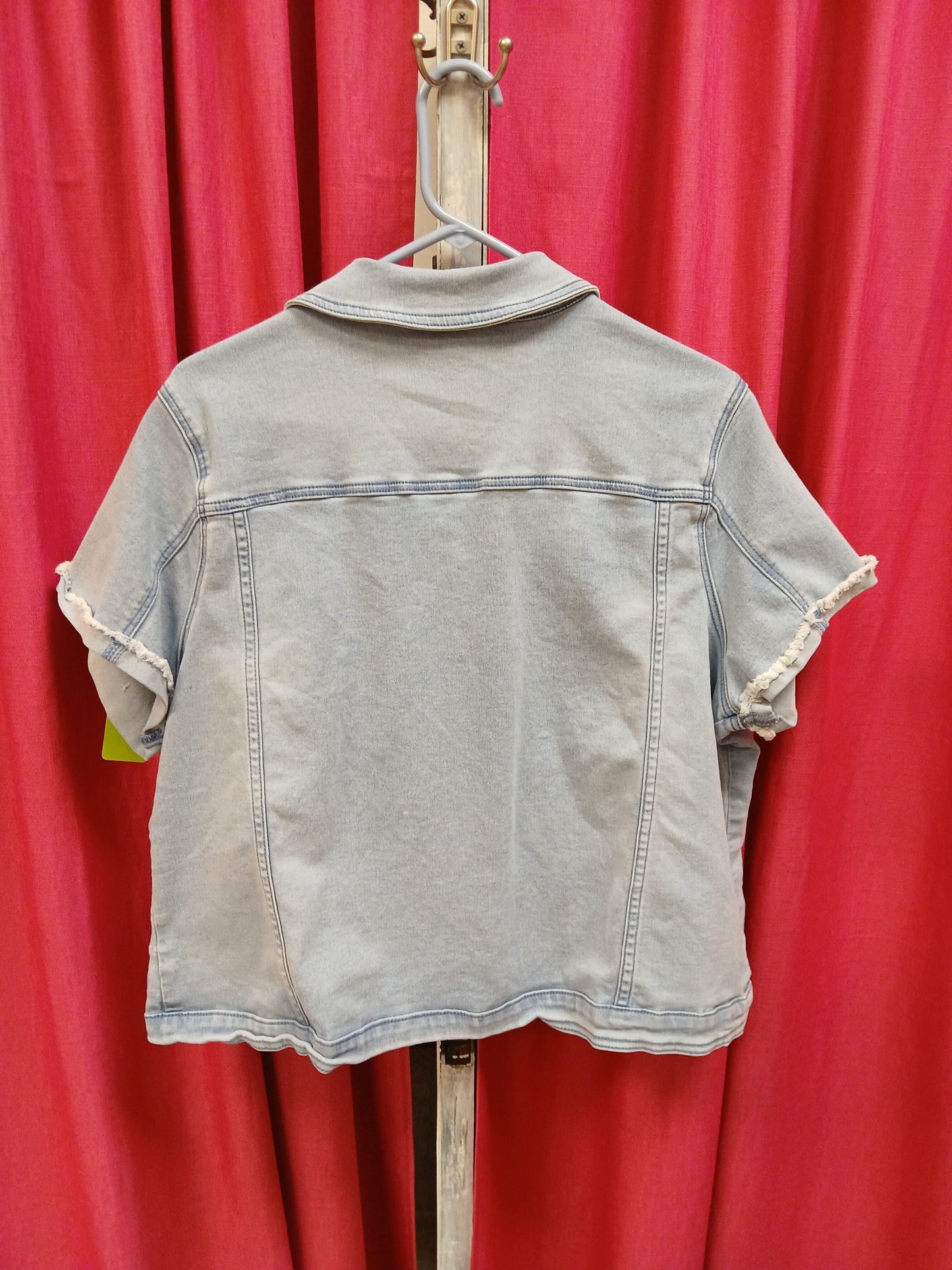 DG2 Denim Jacket. Size 1X. RS 91 - Scarlett's Riverside Boutique