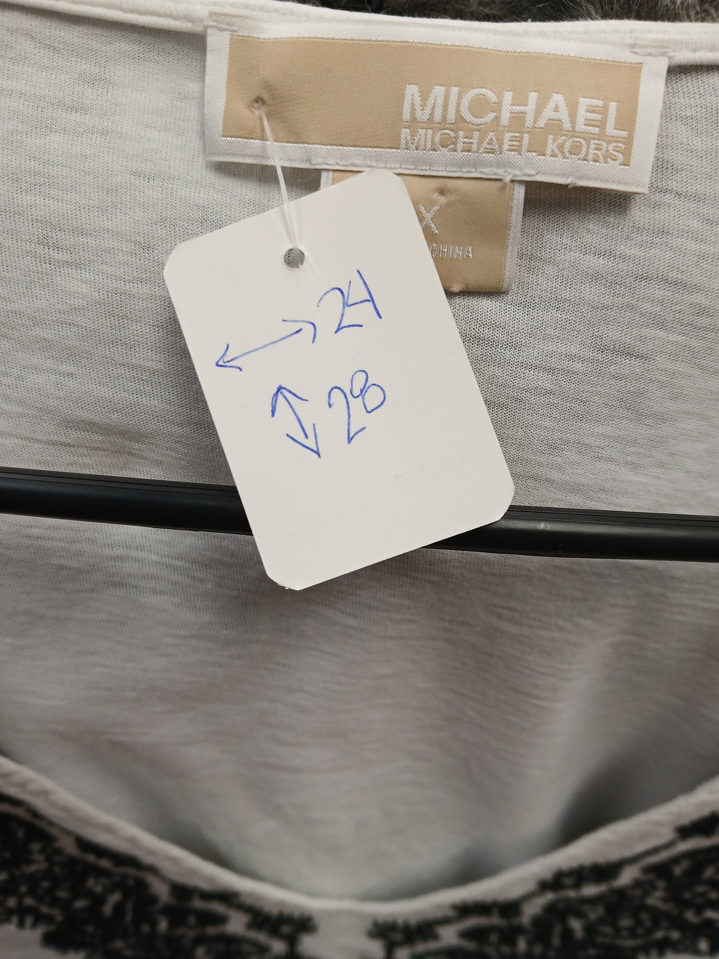 Michael Kors Black & White Blouse. Size 1X. RS 91 - Scarlett's Riverside Boutique