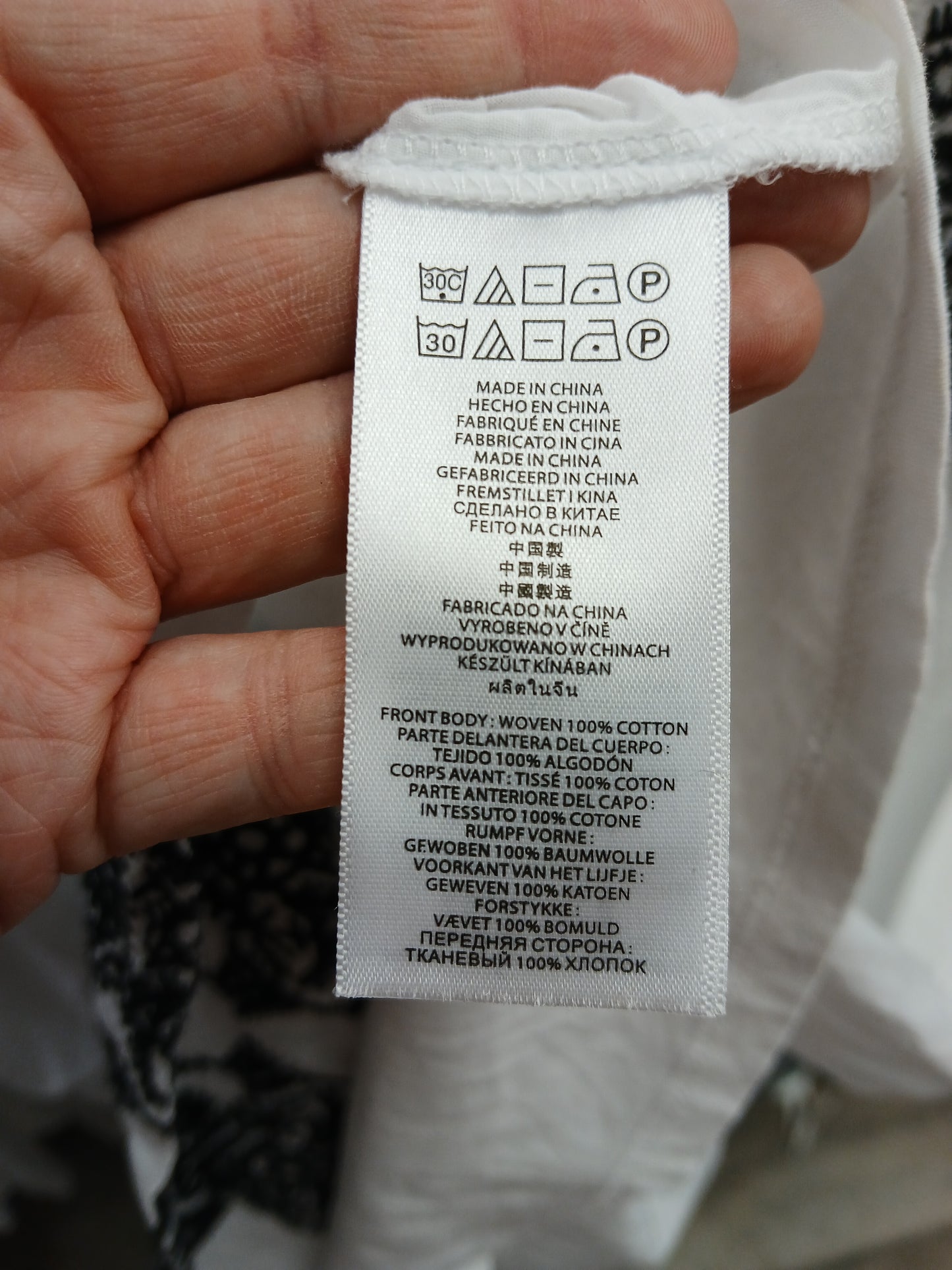 Michael Kors Black & White Blouse. Size 1X. RS 91 - Scarlett's Riverside Boutique