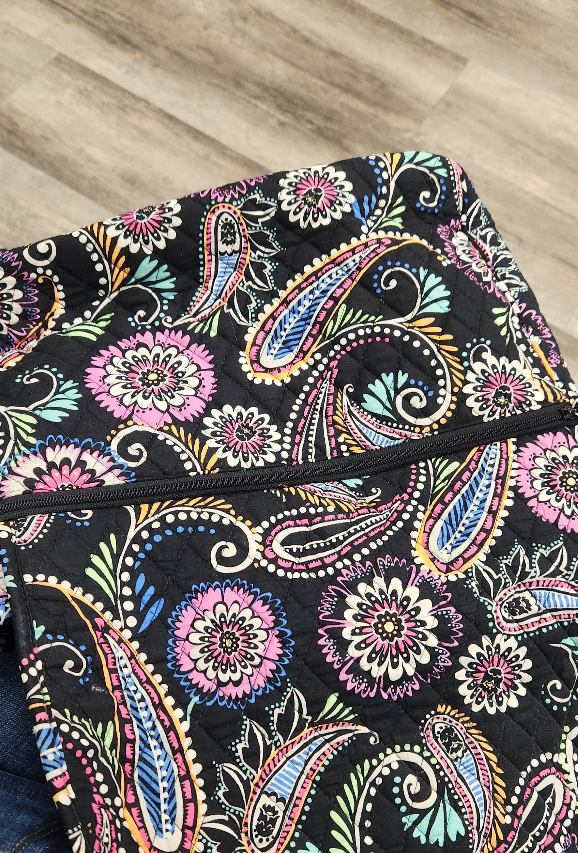 Vera Bradley Messenger Bag RS 37 - Scarlett's Riverside Boutique