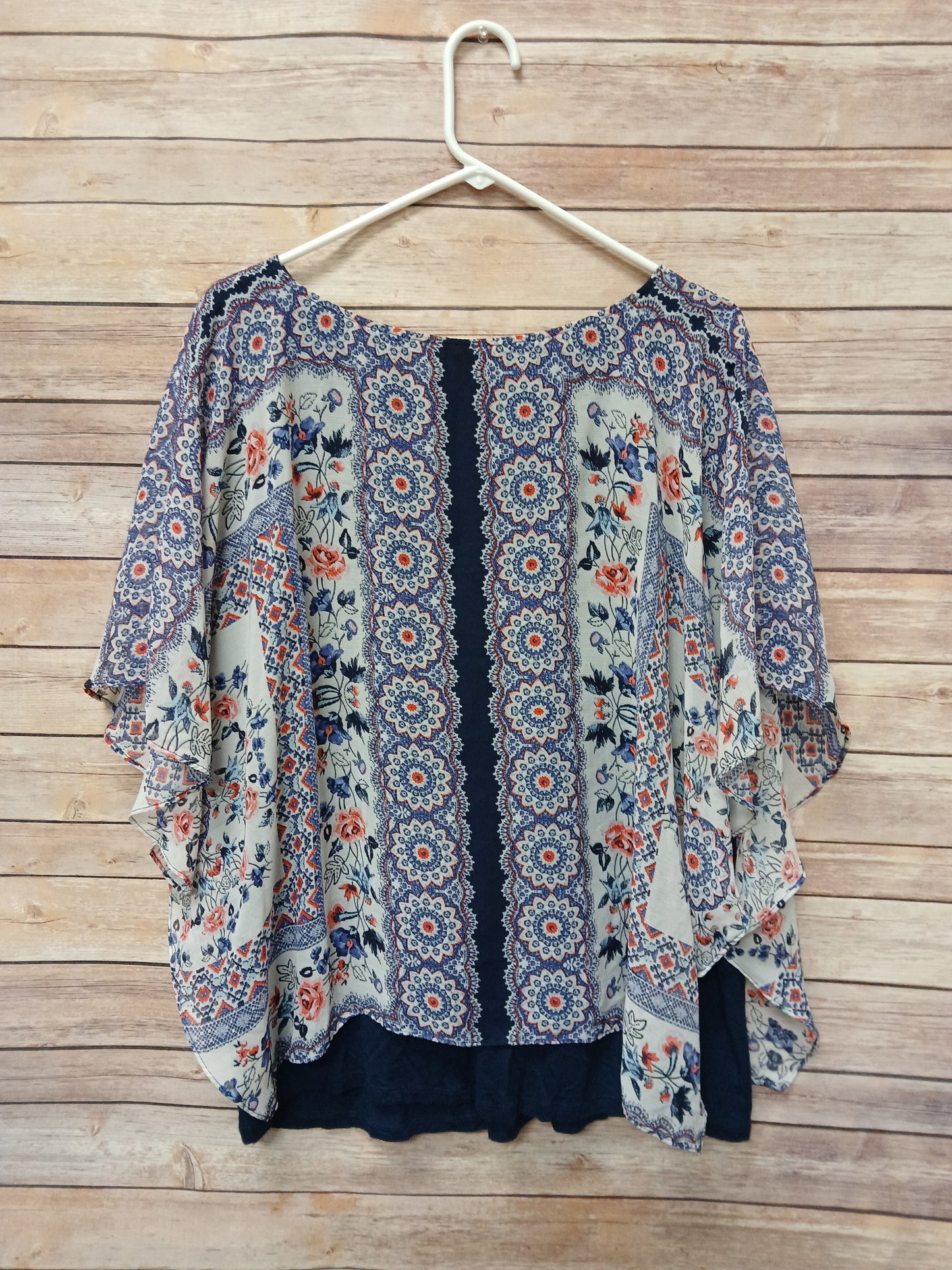 AGB Blue and Red Floral Tie Blouse. Size 2X. RS 68 - Scarlett's Riverside Boutique