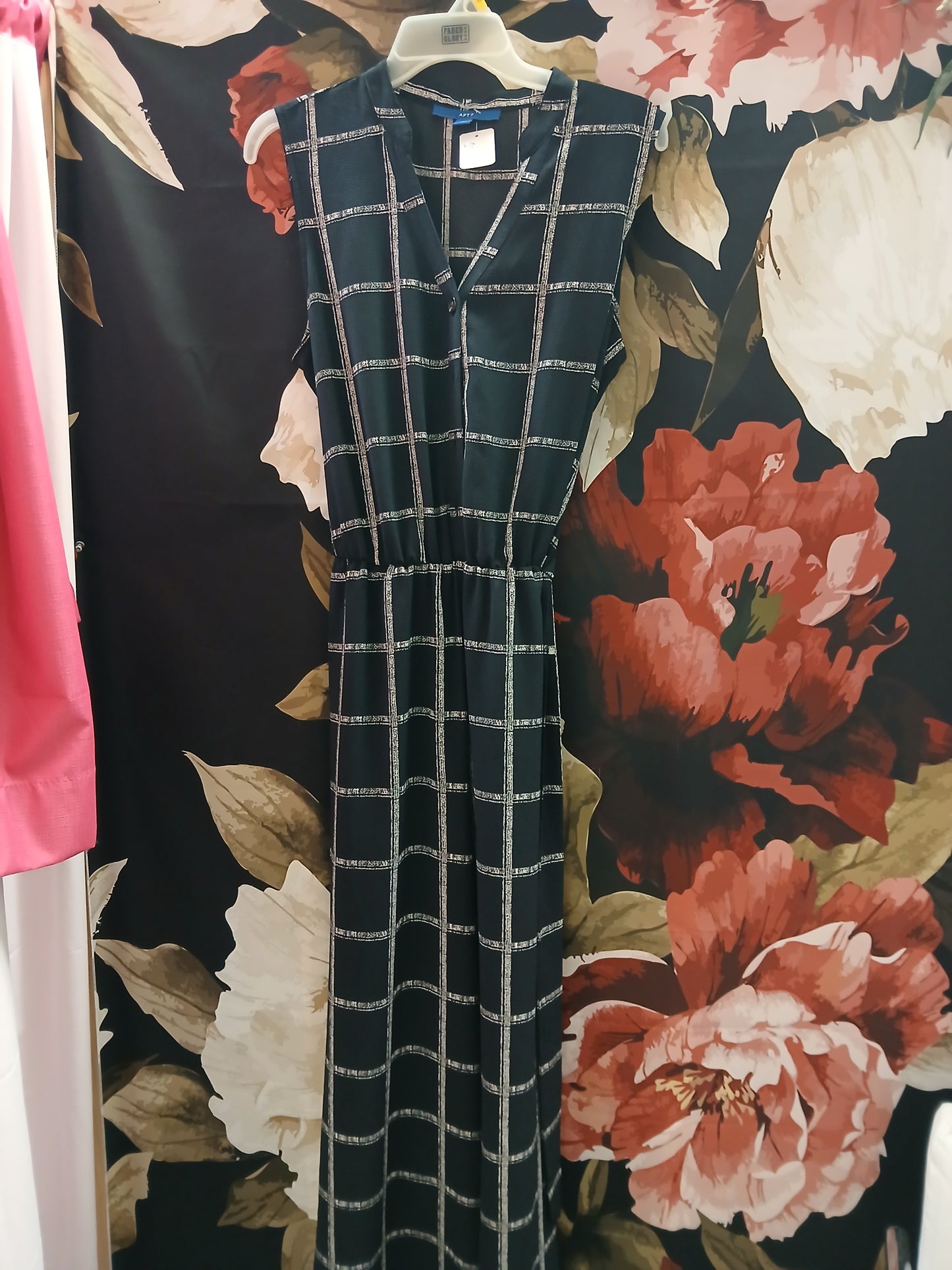 APT. 9 BLACK AND WHITE JUMPSUIT Size L RS 99 - Scarlett's Riverside Boutique