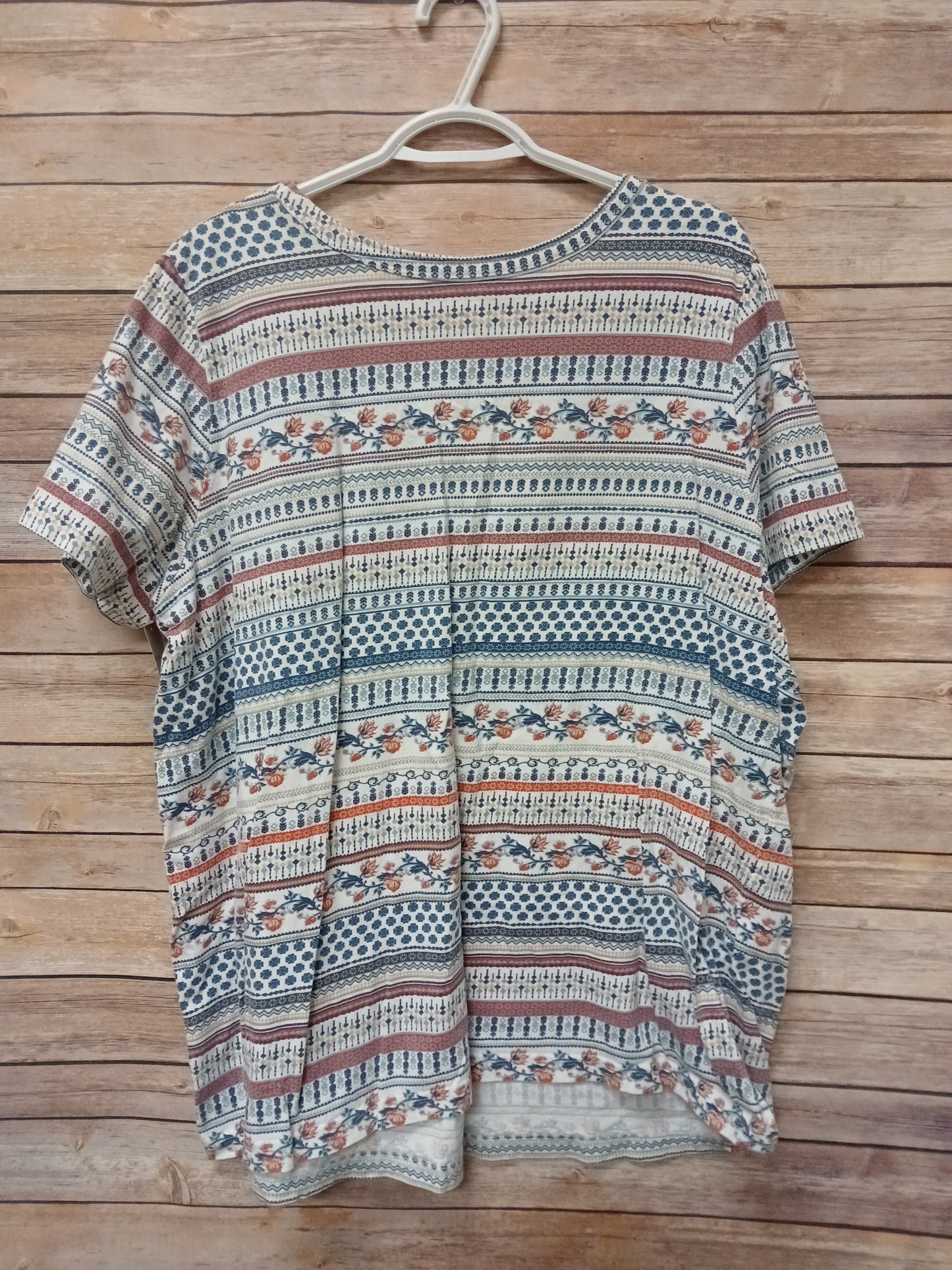 Woman Within Multi Color Designed Blouse. Size 2X. RS 68 - Scarlett's Riverside Boutique