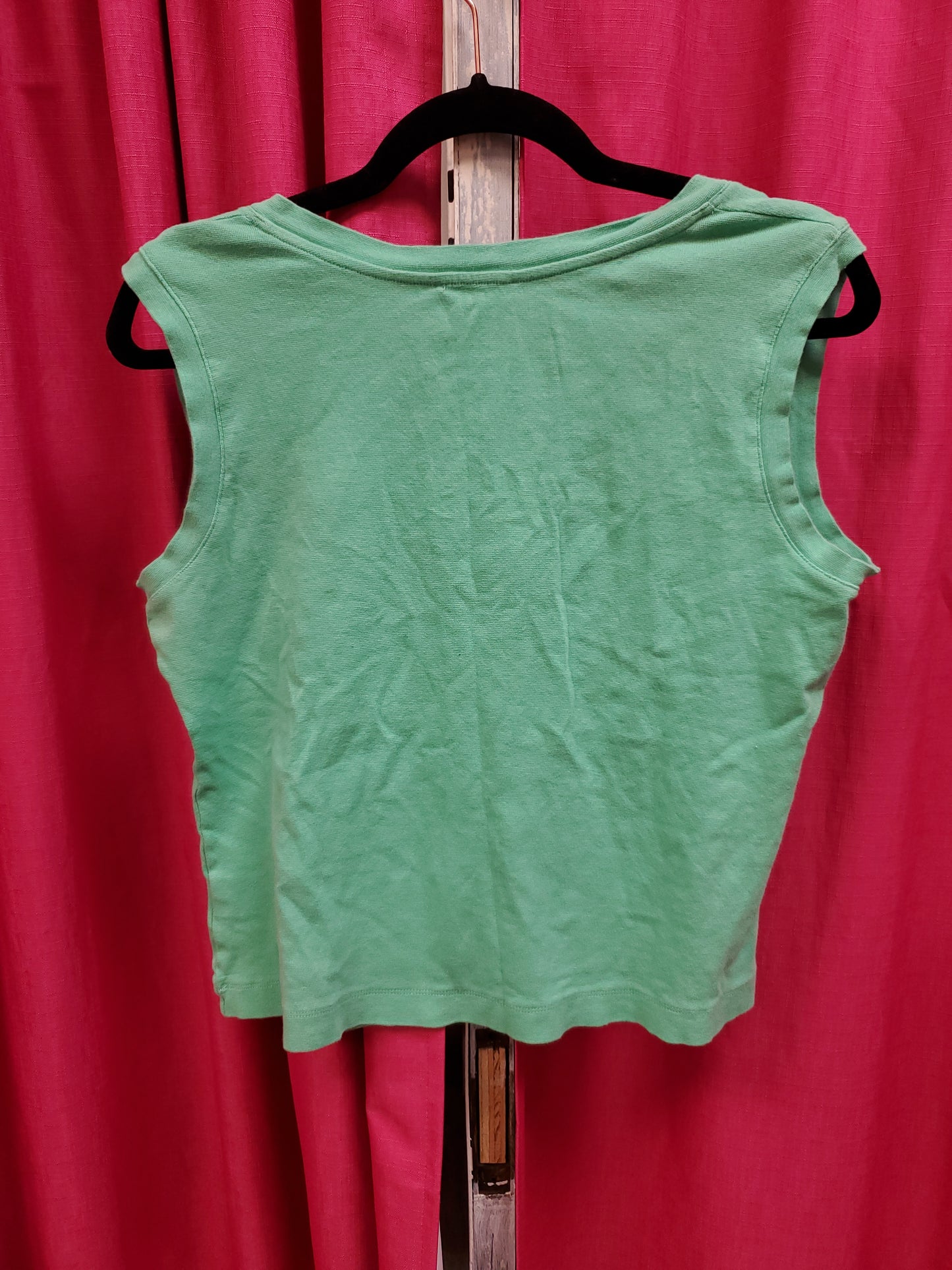 Up-Sportif Green Crop. Size XL. RS 99 - Scarlett's Riverside Boutique
