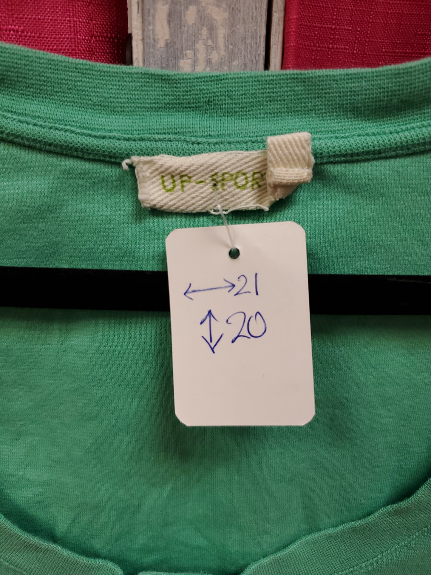 Up-Sportif Green Crop. Size XL. RS 99 - Scarlett's Riverside Boutique