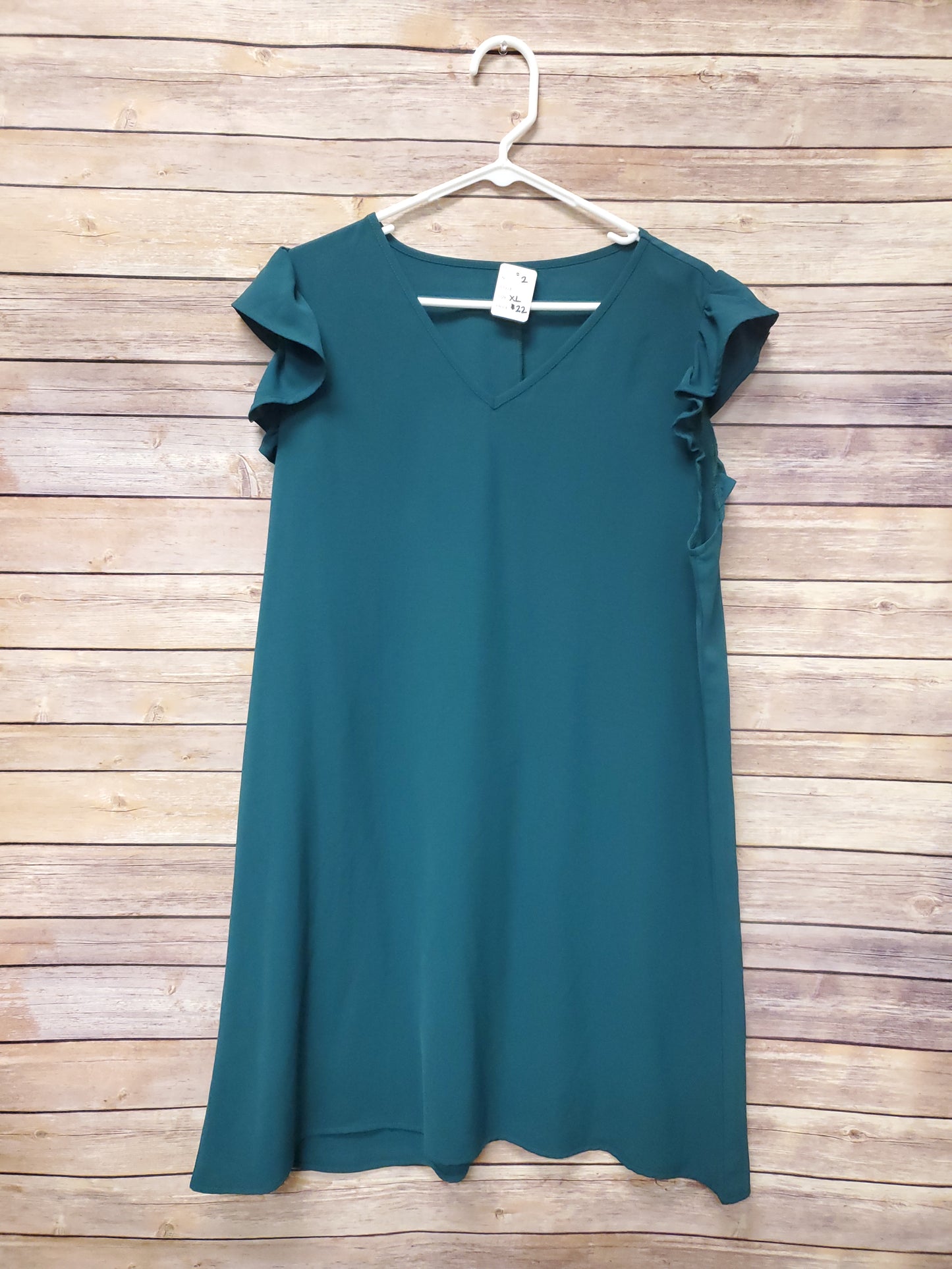Green Dress With Ruffle Sleeves. Size XL. RS 2. - Scarlett's Riverside Boutique