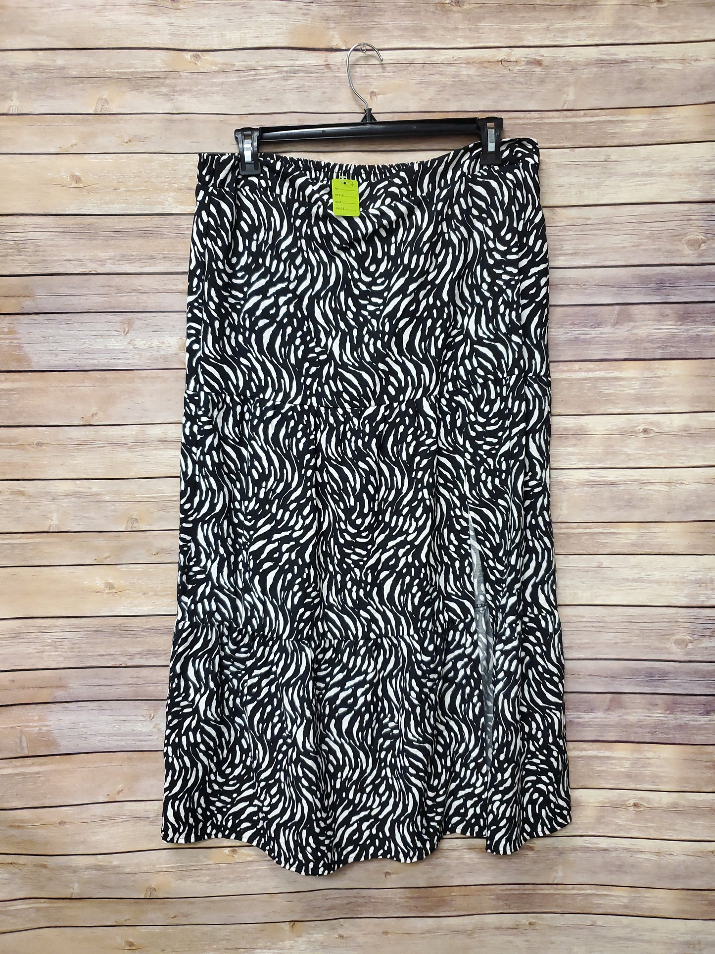 Nine West Zebra Print Skirt. Size XL. #57