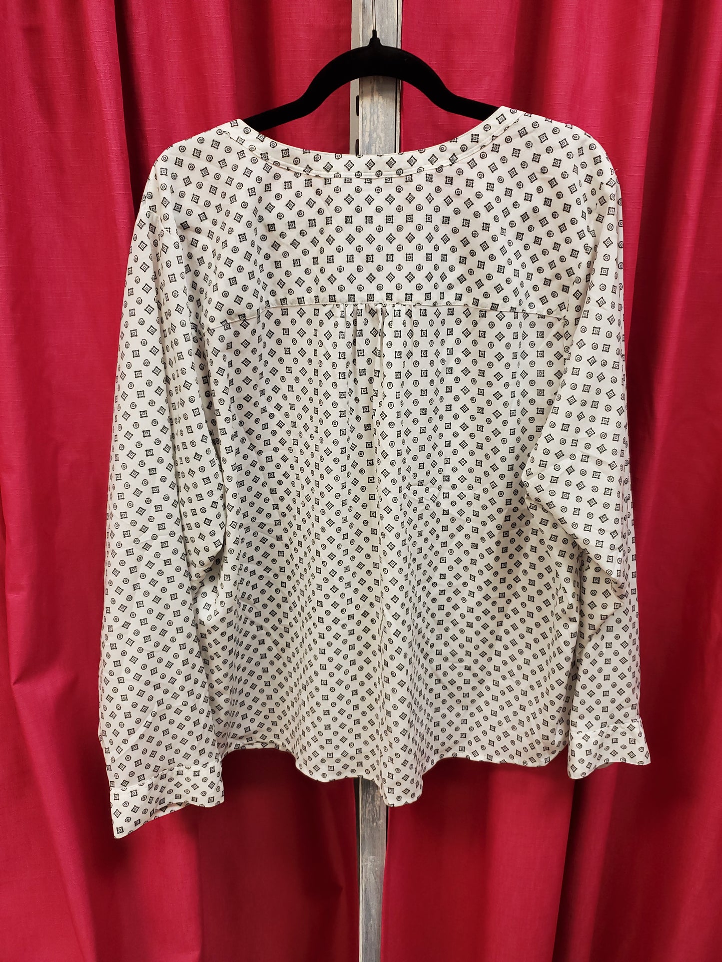 Croft & Barrow White Button Blouse. Size 2XL. #99