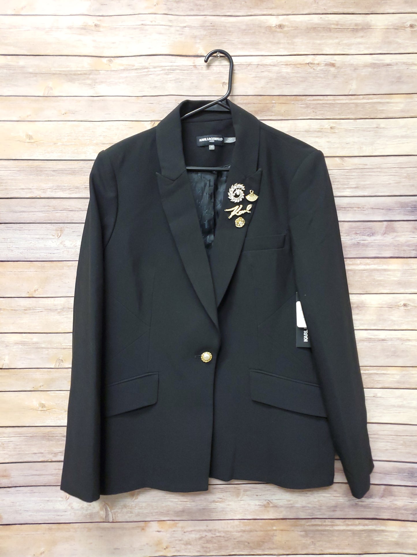 Karl Lagerfeld Paris. Size 16. NWT. #97