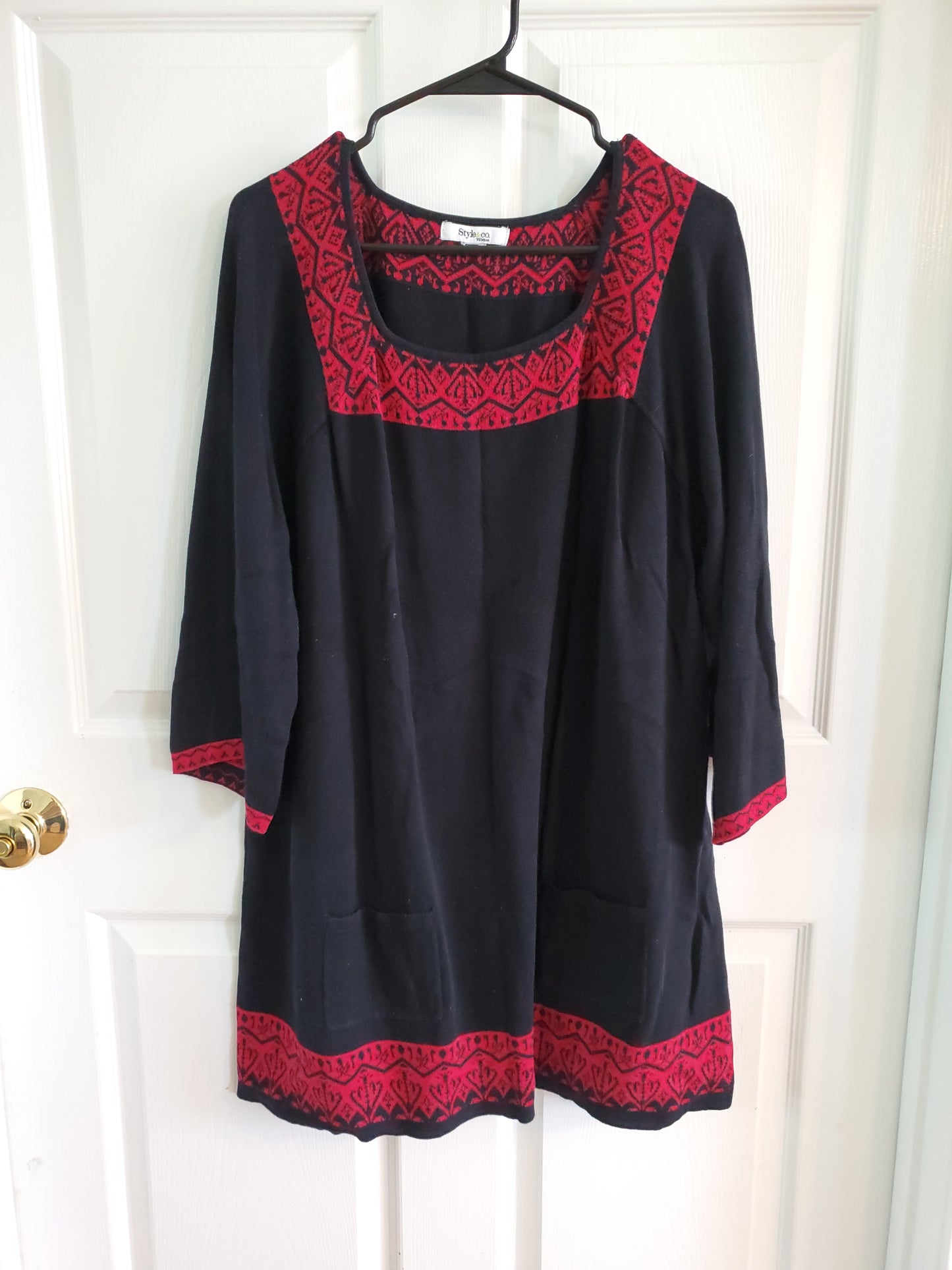 Style & Co. Black Sweater Dress/Long Blouse w/ Red Design. Size 2XL. #68