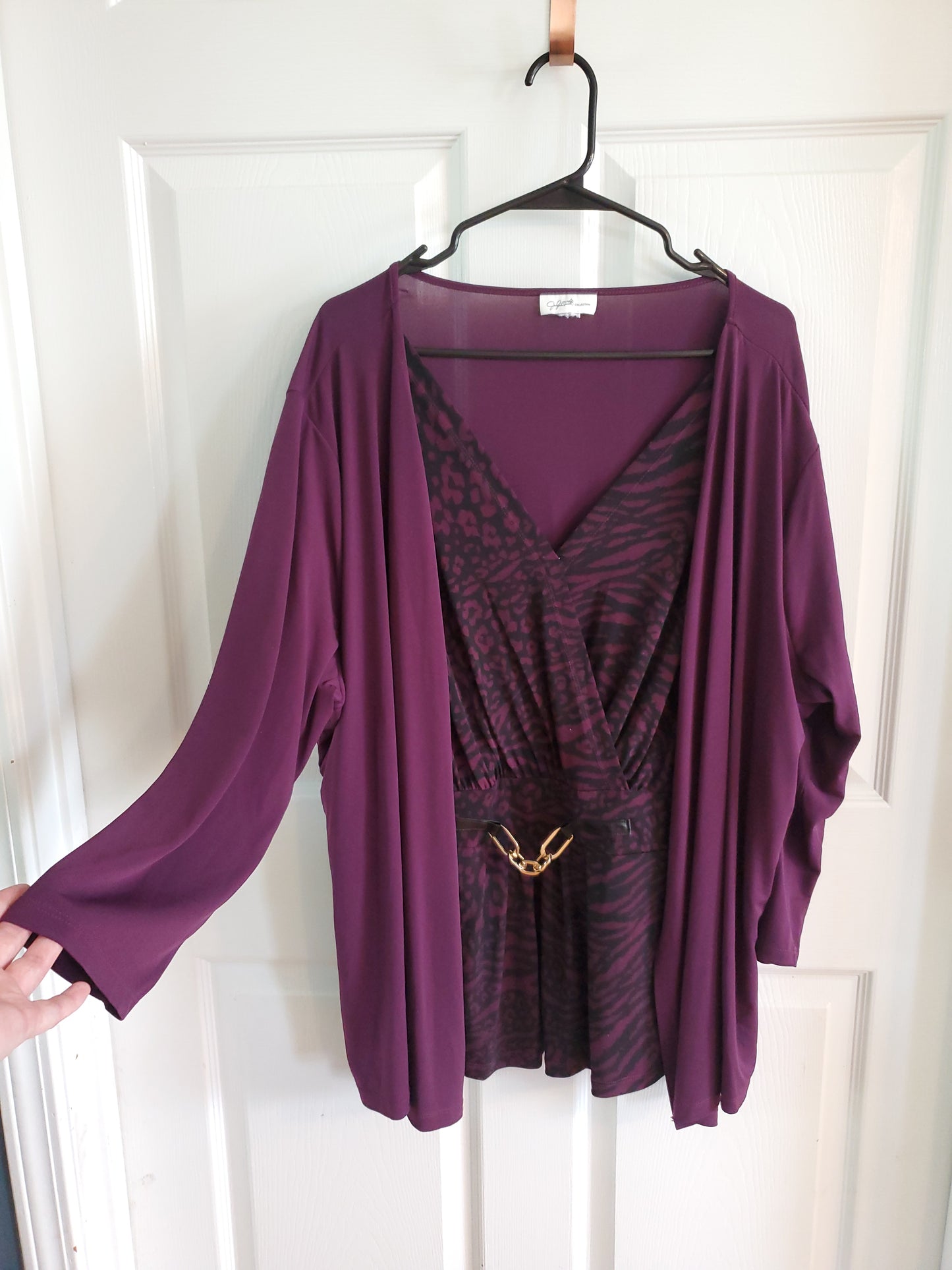Jaclyn Smith Puple & Black Blouse. Size 2XL. #68