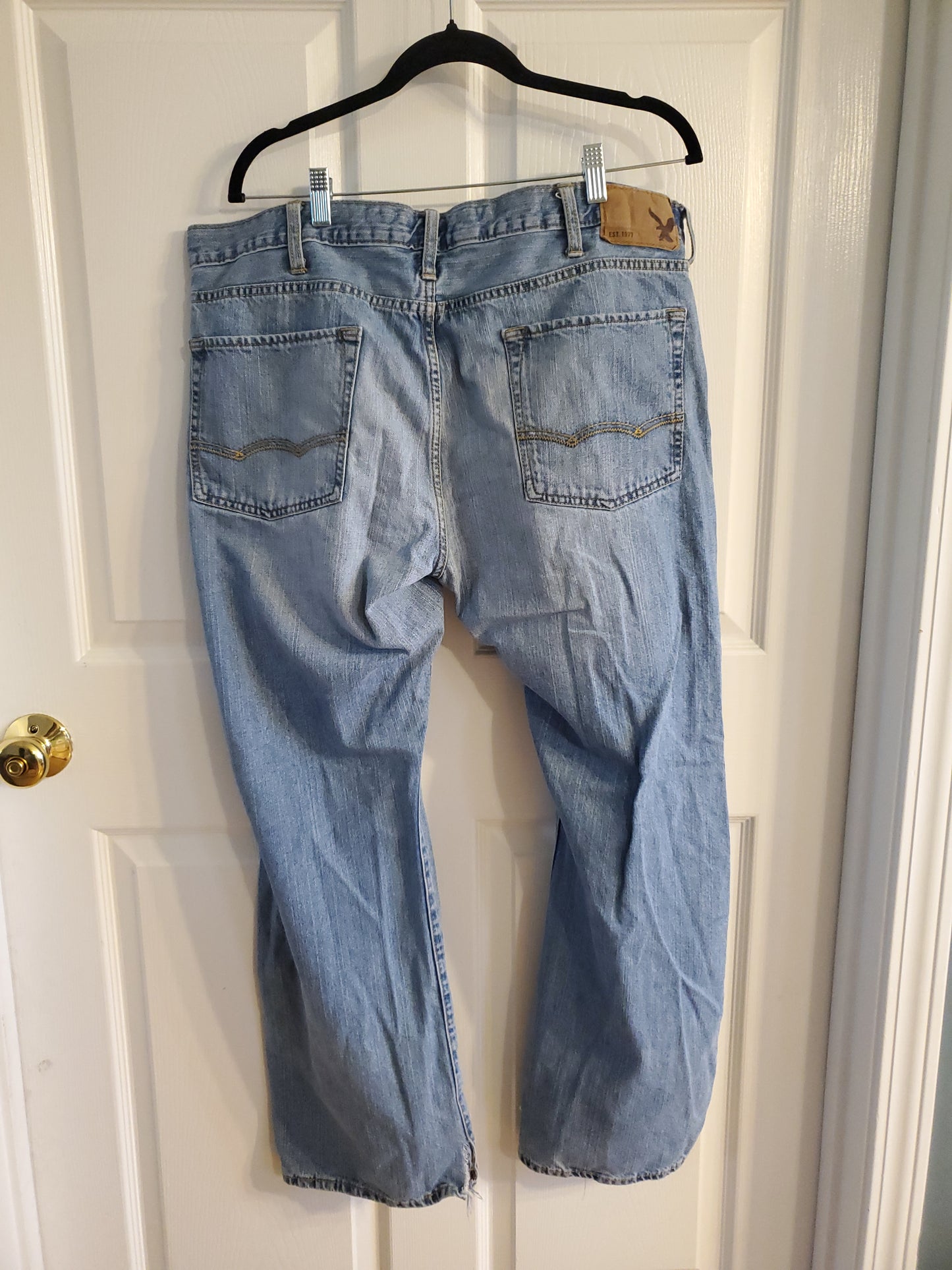 American Eagle Men's Original Boot Jeans. Size 38/32 #68