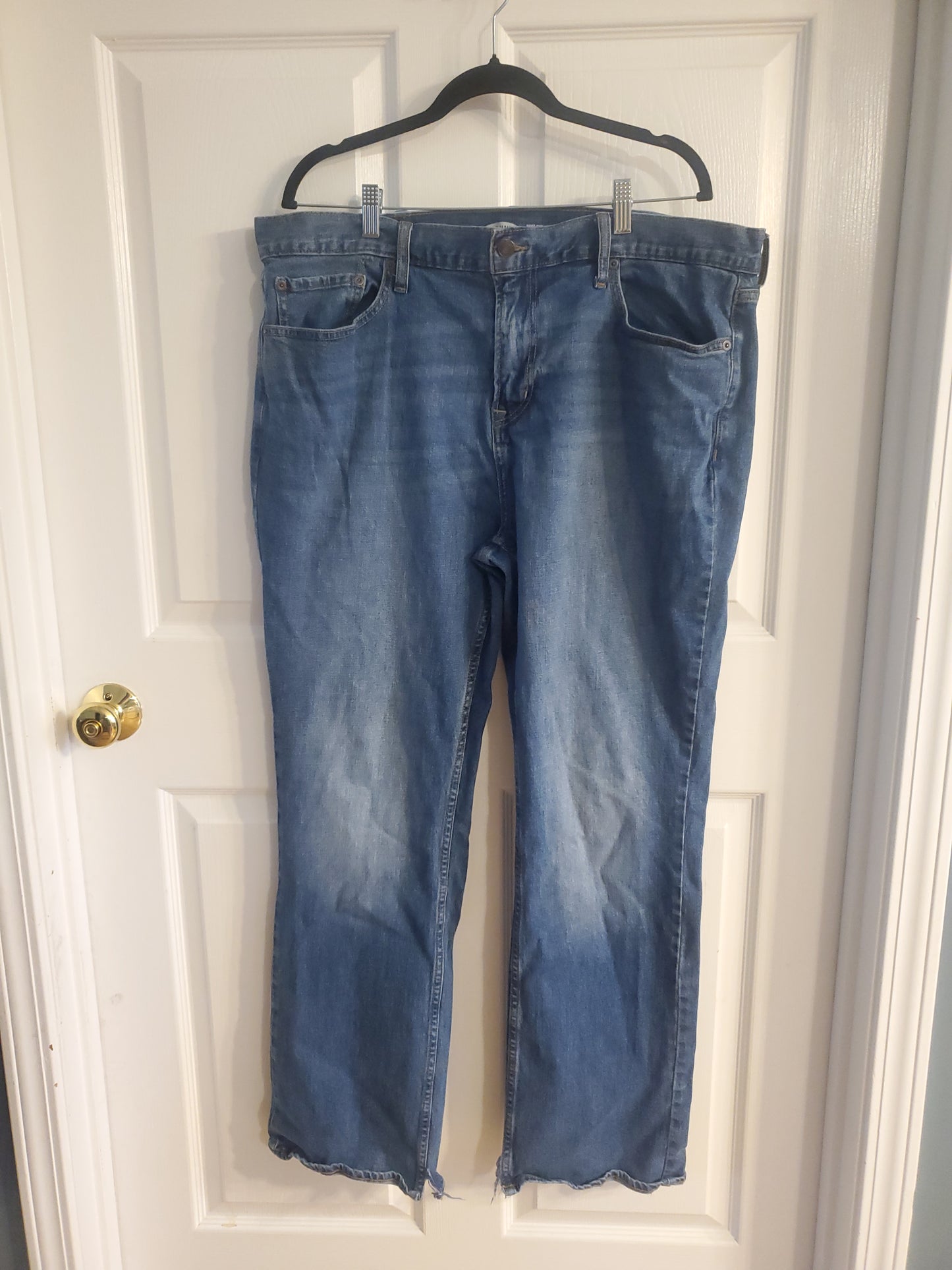 Men's Old Navy Boot Cut Jeans. Size 38/32. #68
