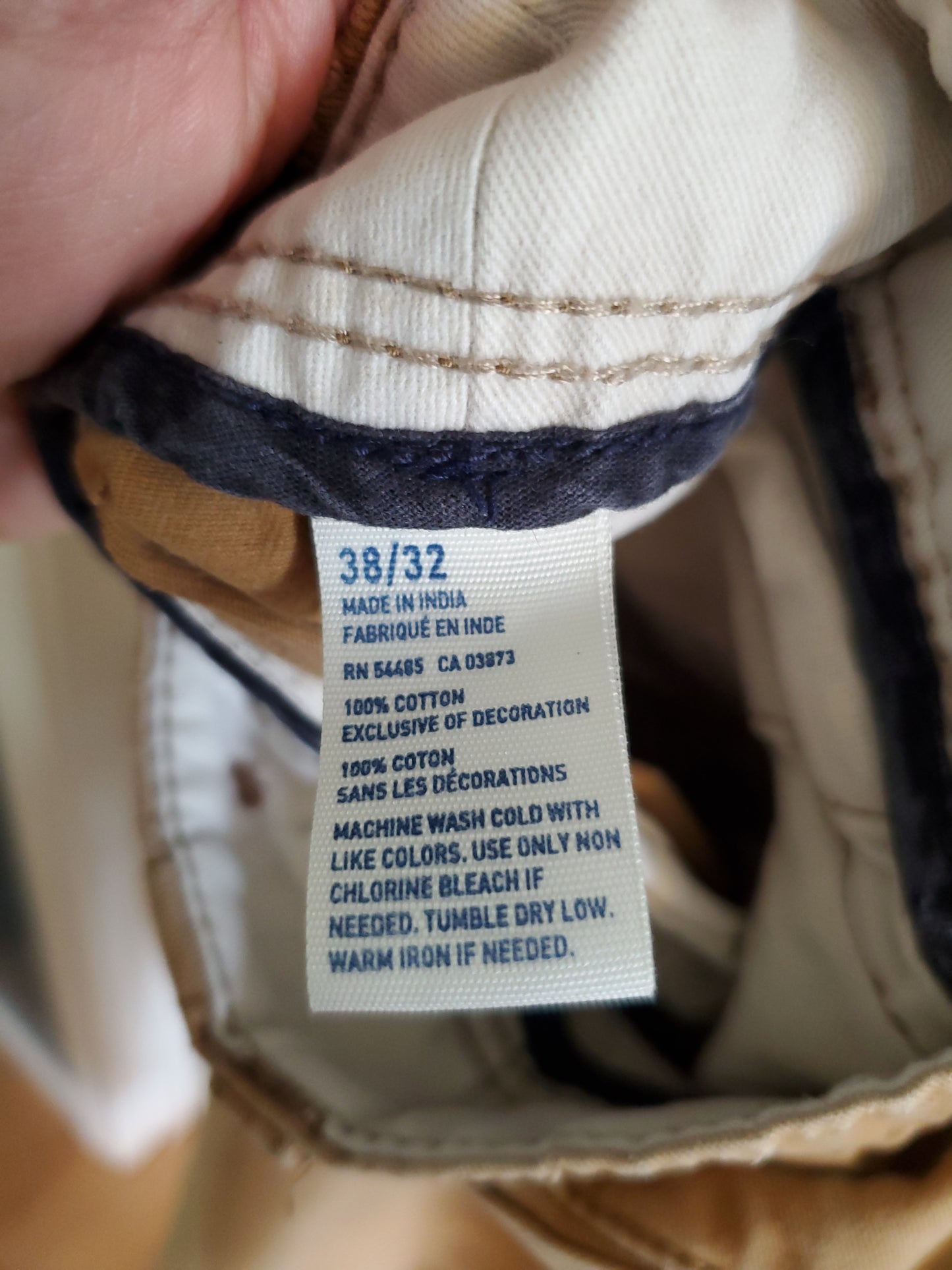 Men's American Eagle Original Boot Khaki Pants. Size 38/32. #68