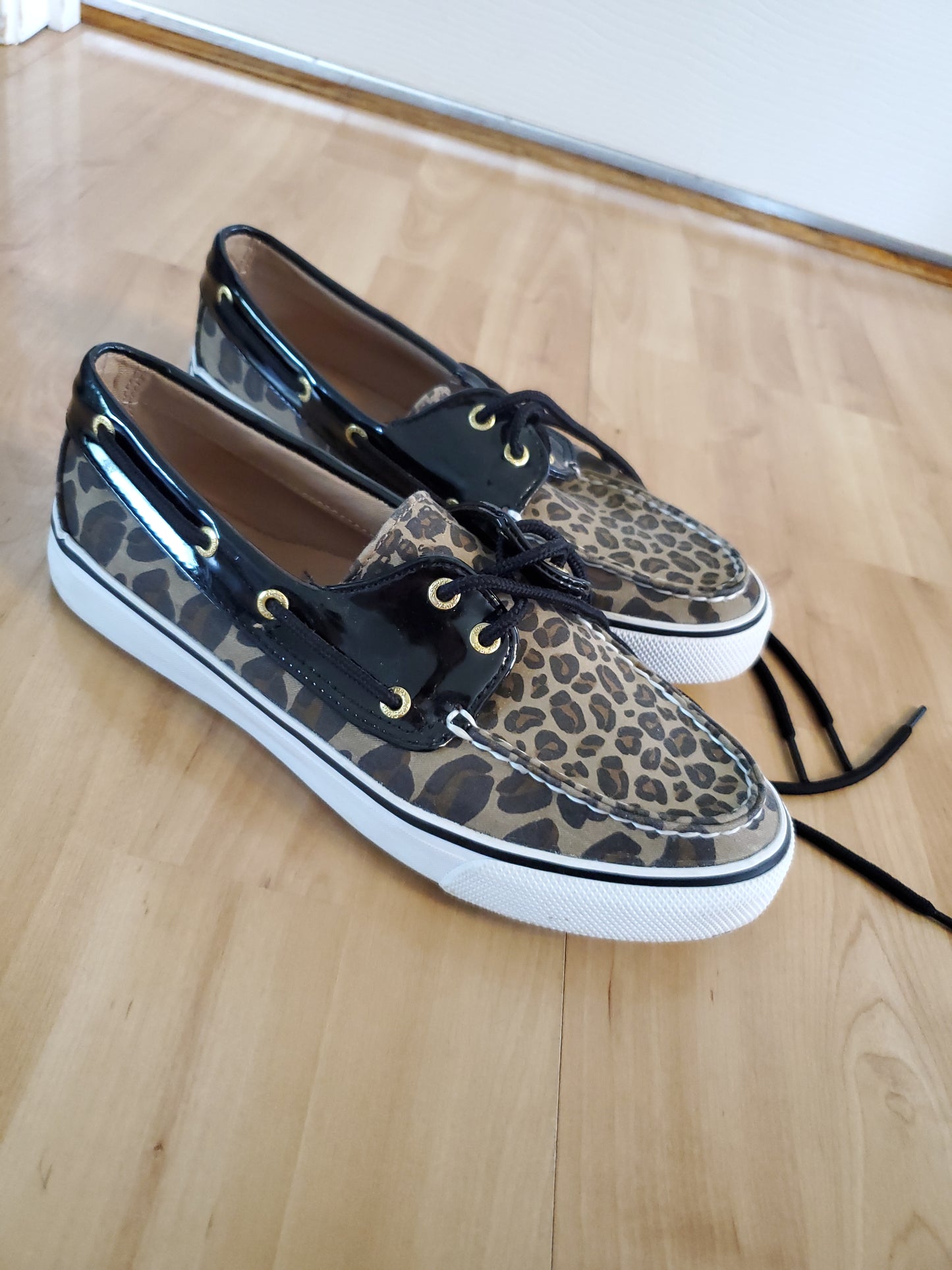 Sperry Top-Sider Cheetah Print Shoes. Size 7.5. #68