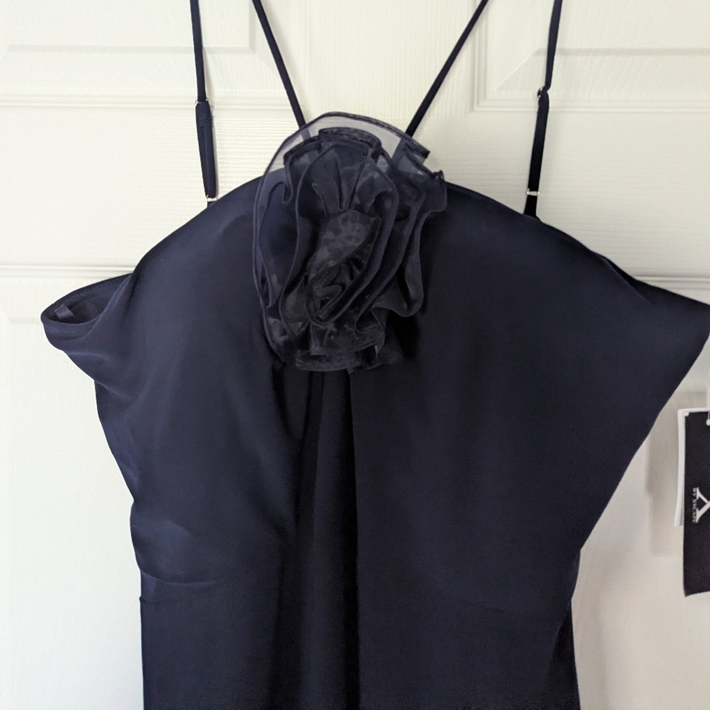 NWT XSCAPE Women’s Size 14 Navy Rosette Halter Gown Formal Evening Dress #G41