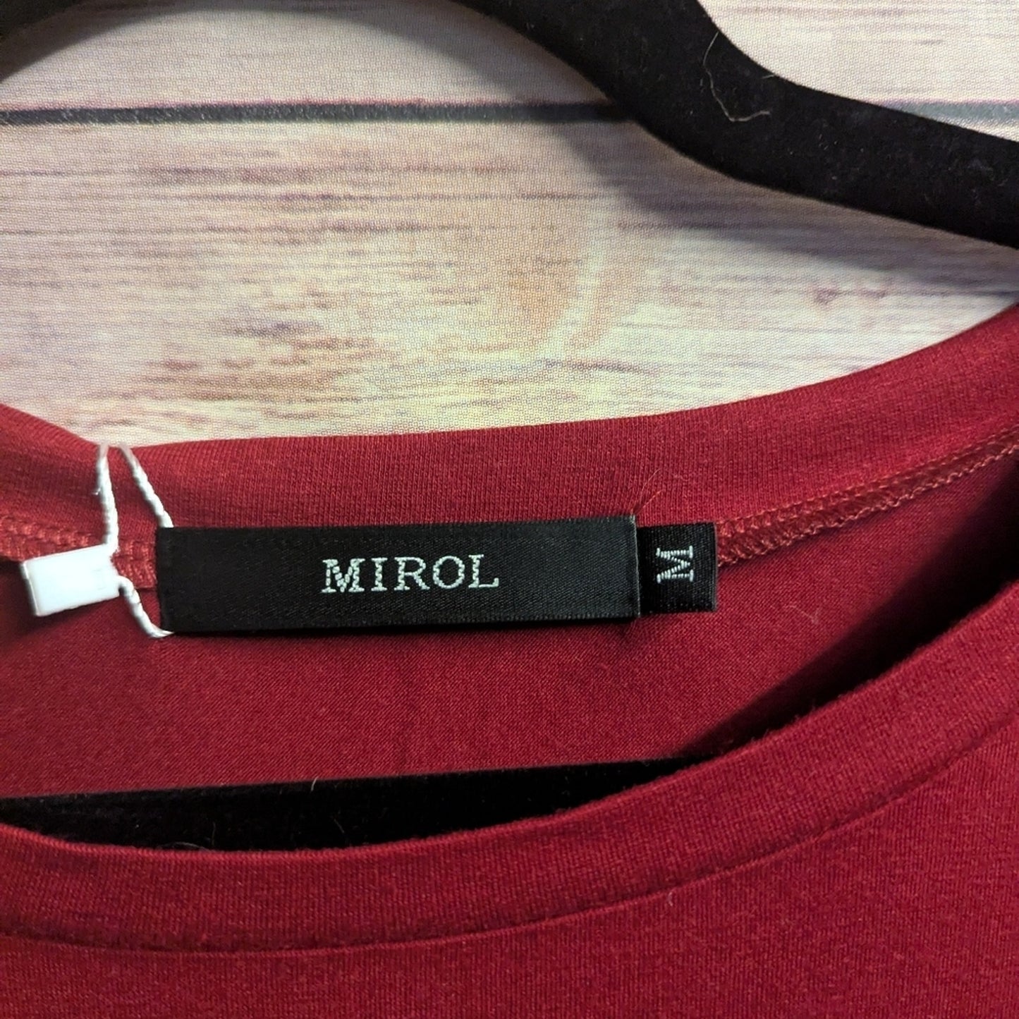 NWTs Burgandy Ruffle Sleeve Top - Red Size M #H14