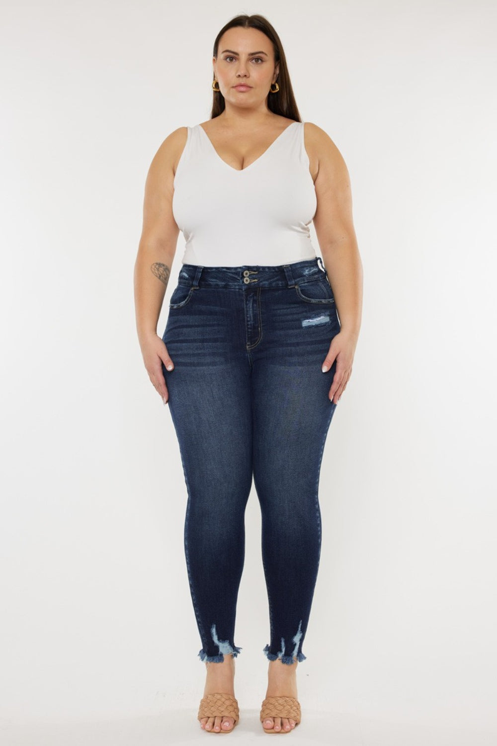 Kancan Full Size Raw Hem High Waist Jeans. Inseam 29" - Scarlett's Riverside Boutique