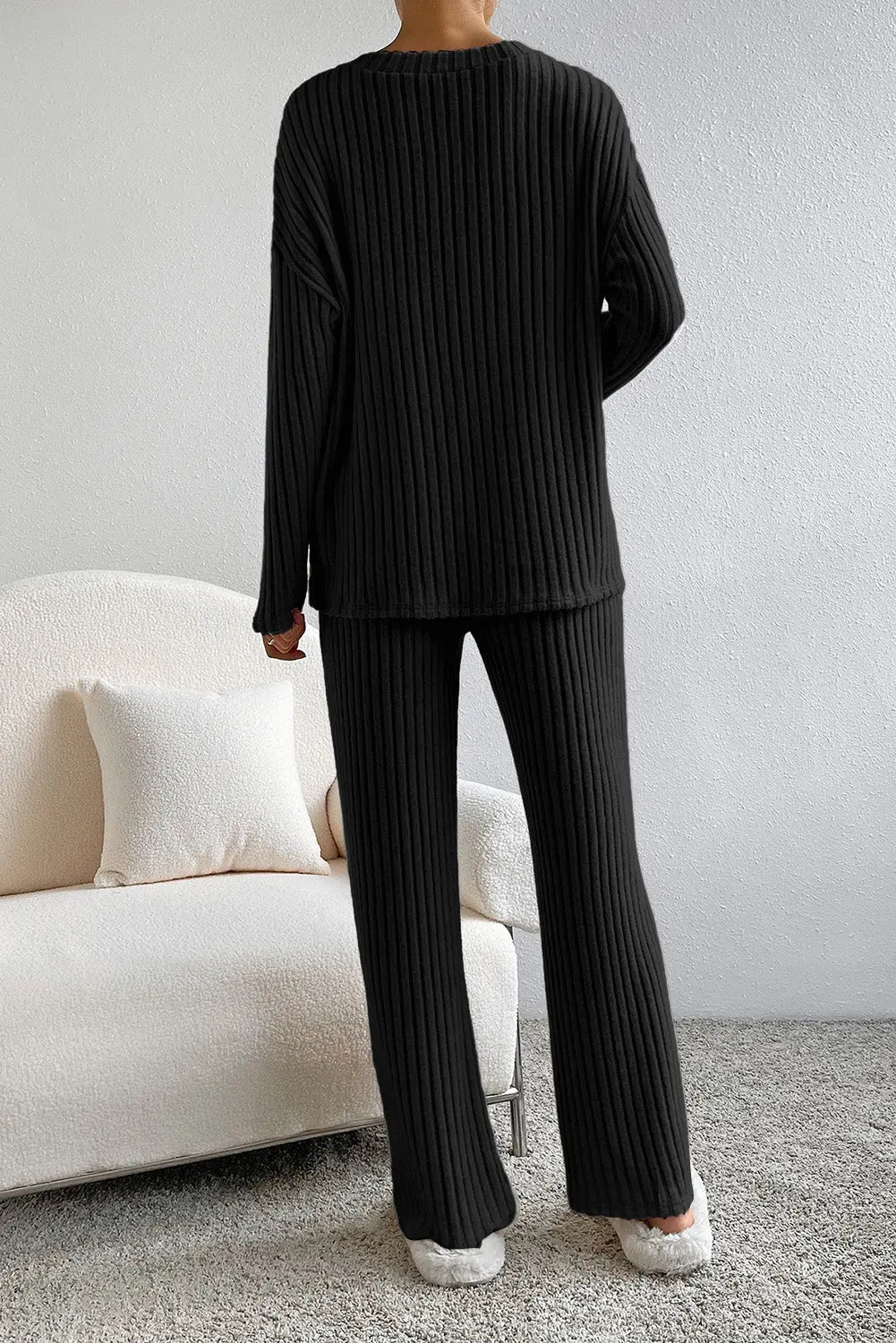 Black Ribbed Knit V Neck Slouchy Two-piece Outfit - Scarlett's Riverside Boutique