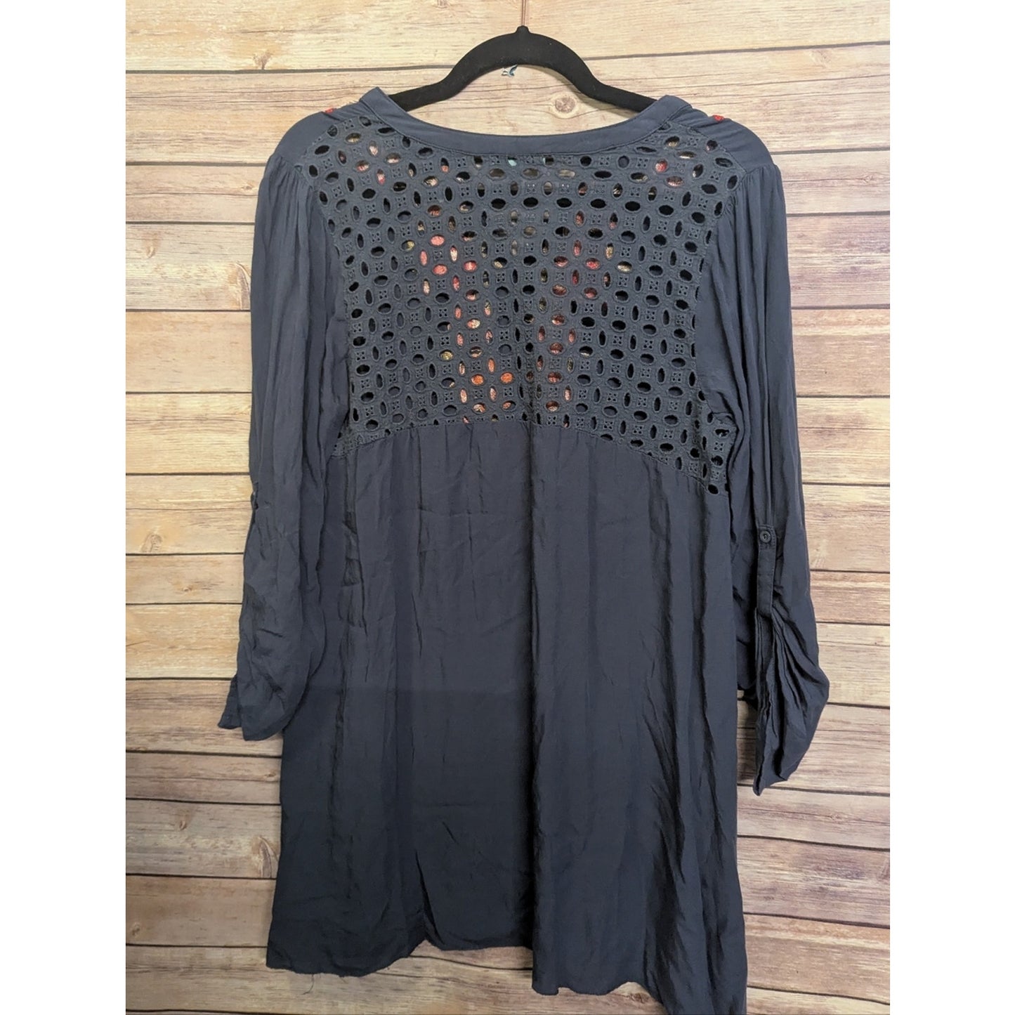 April Sky Medium Navy Blue Embroidered Floral Tunic Top Boho Hi Low 3/4 Sleeve